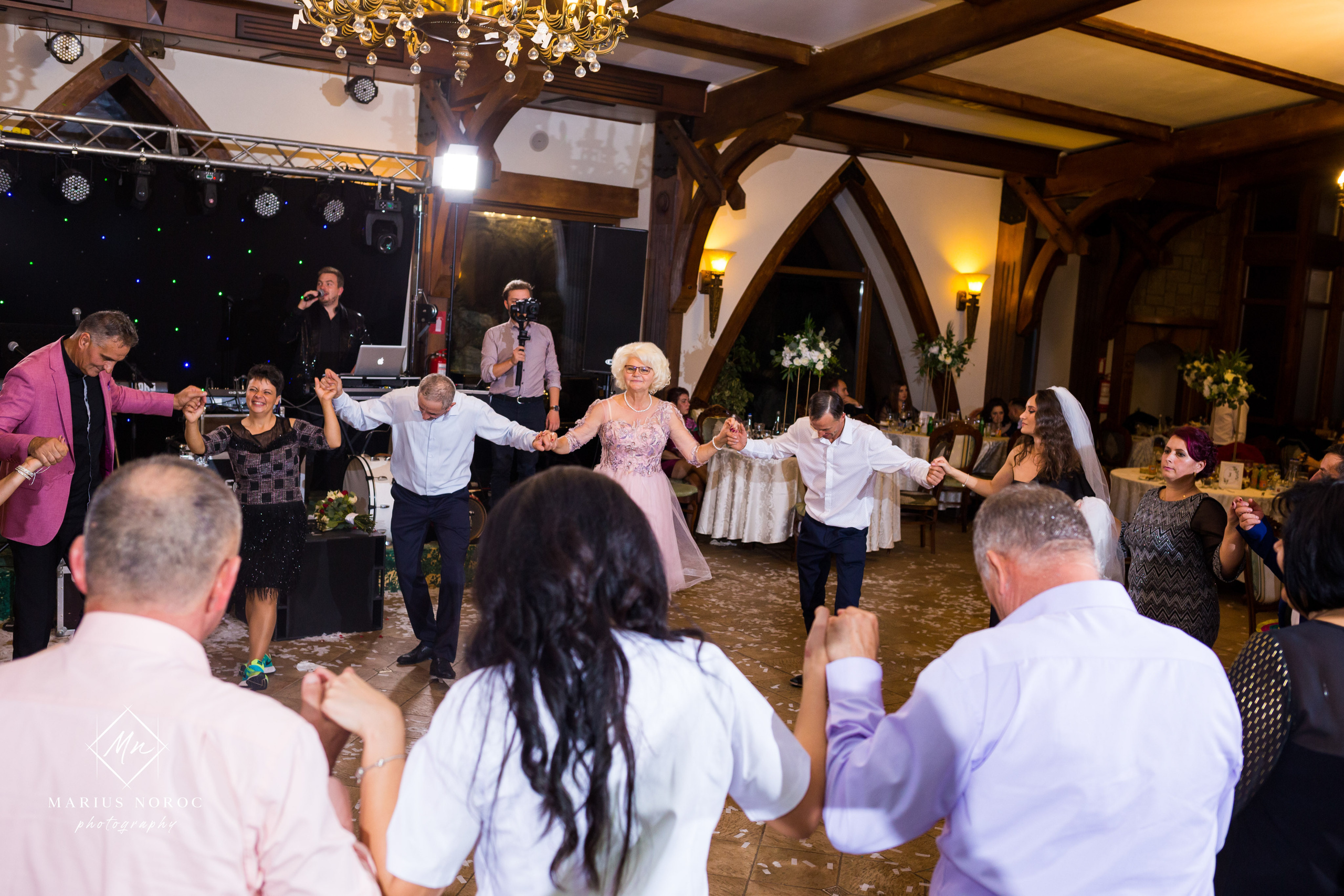 Elena & Petrisor | Hotel Restaurant La Castel Iasi