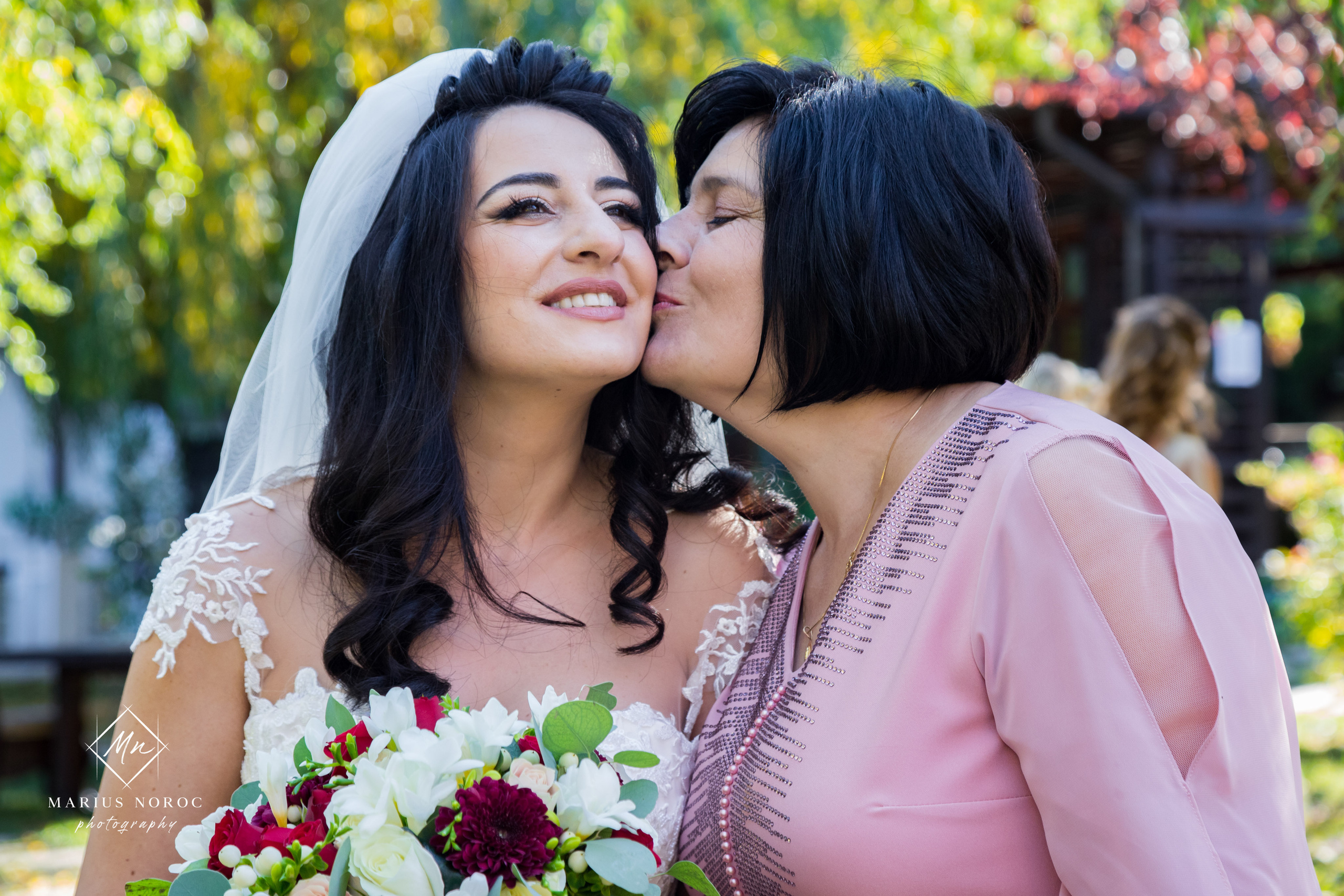 Elena & Petrisor | Hotel Restaurant La Castel Iasi