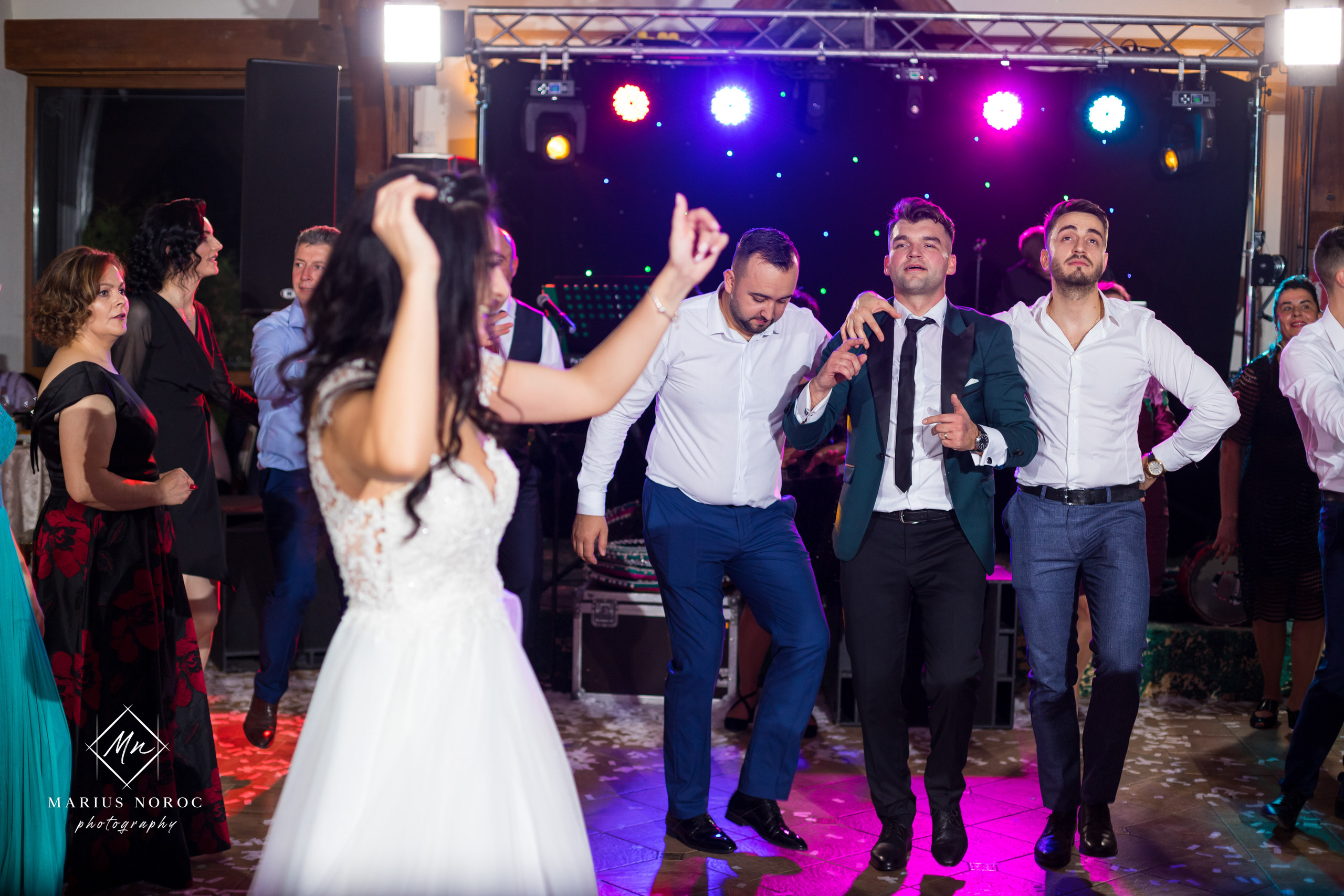 Elena & Petrisor | Hotel Restaurant La Castel Iasi