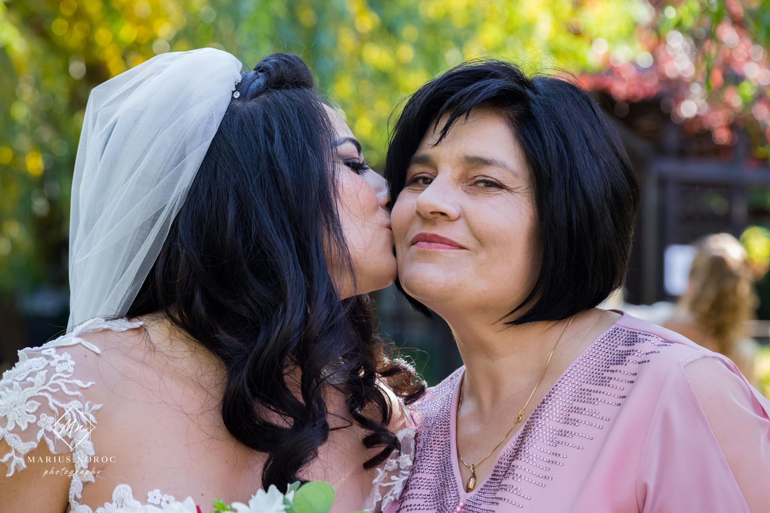 Elena & Petrisor | Hotel Restaurant La Castel Iasi