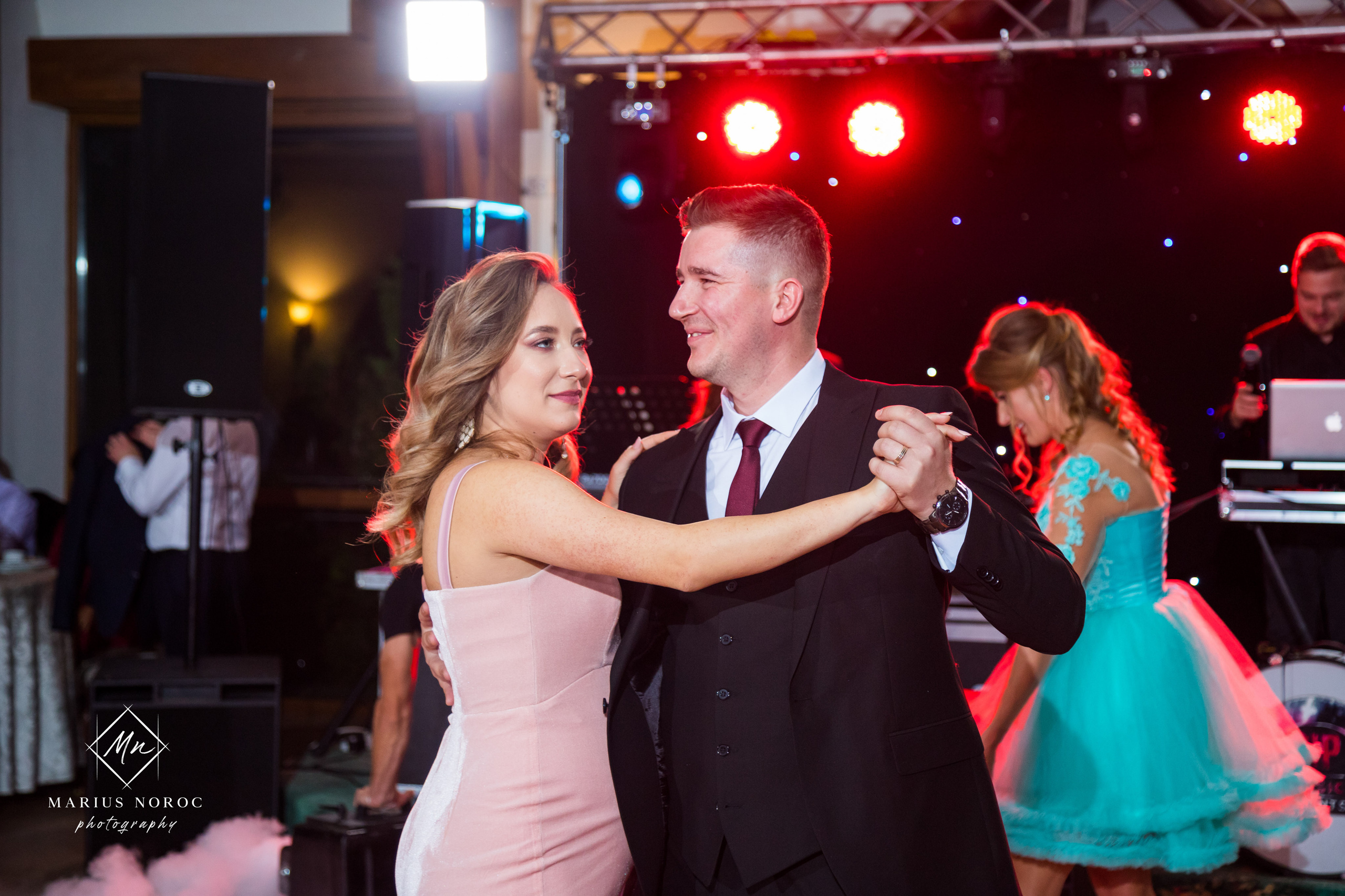 Elena & Petrisor | Hotel Restaurant La Castel Iasi