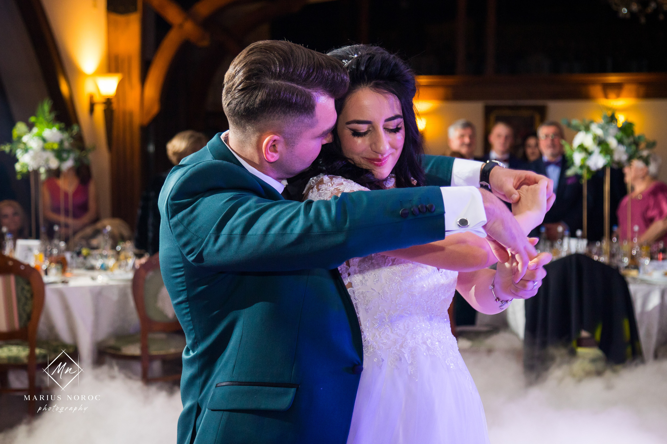 Elena & Petrisor | Hotel Restaurant La Castel Iasi