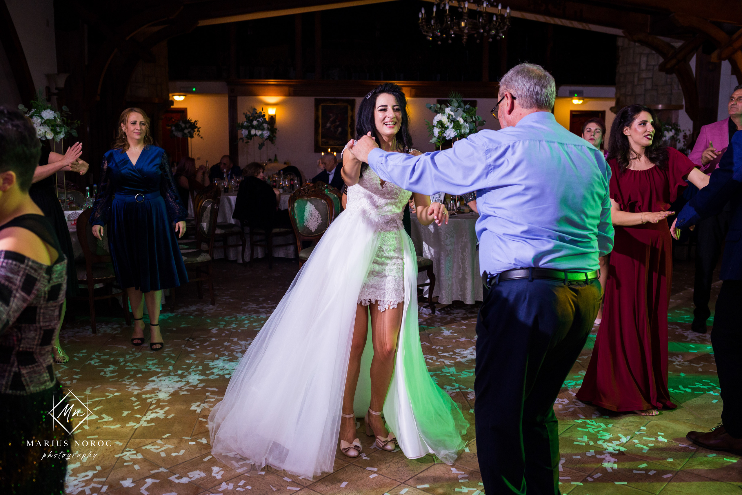 Elena & Petrisor | Hotel Restaurant La Castel Iasi