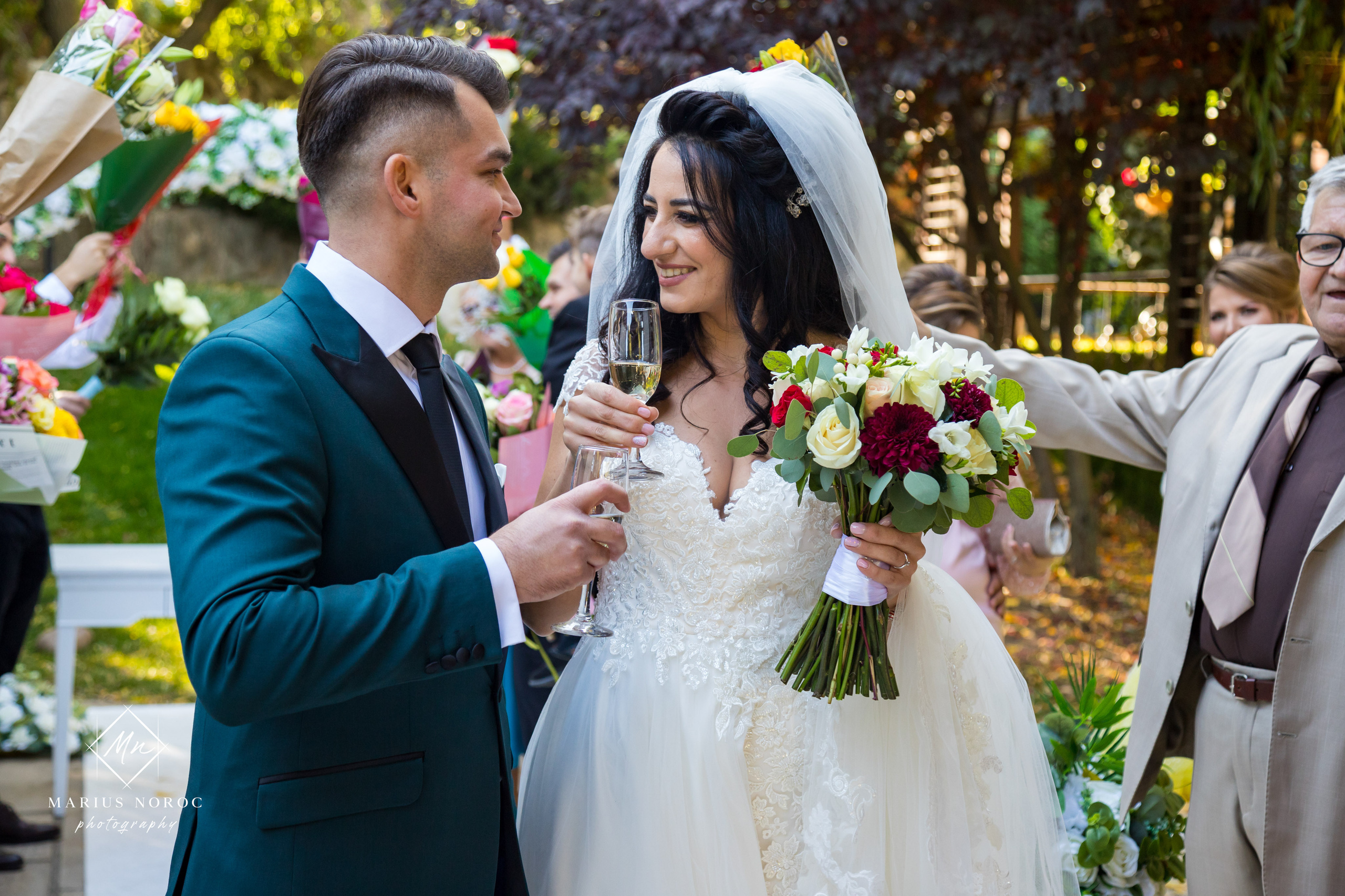 Elena & Petrisor | Hotel Restaurant La Castel Iasi