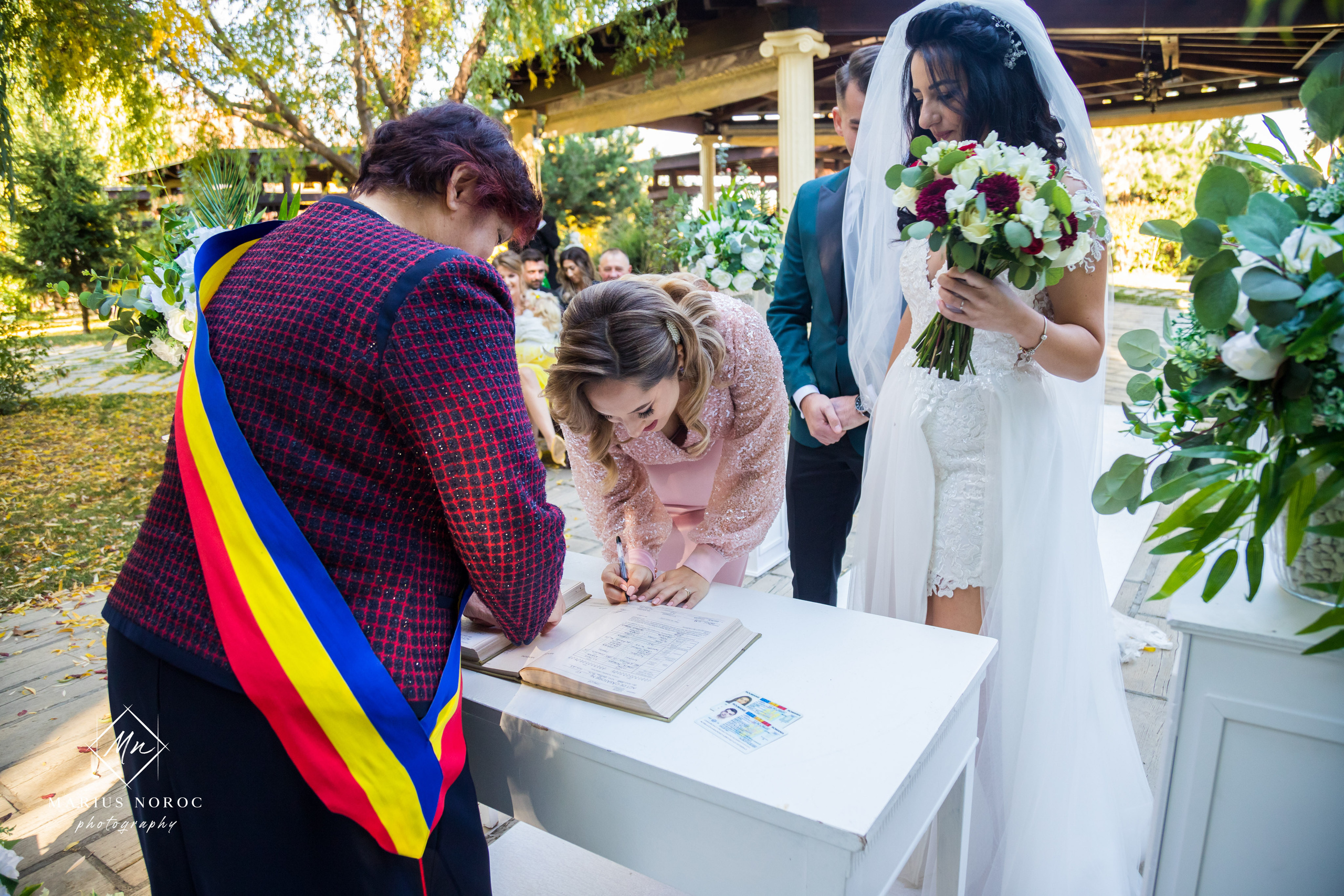 Elena & Petrisor | Hotel Restaurant La Castel Iasi