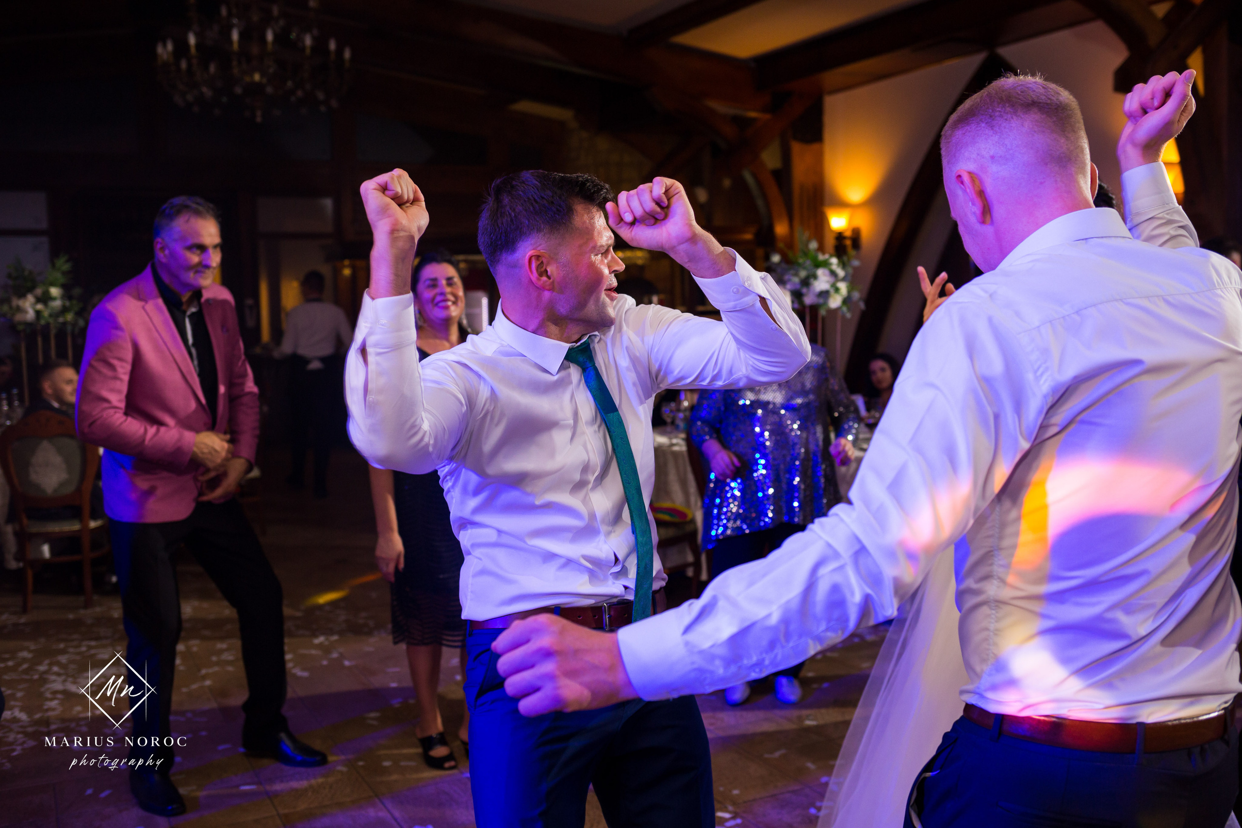 Elena & Petrisor | Hotel Restaurant La Castel Iasi