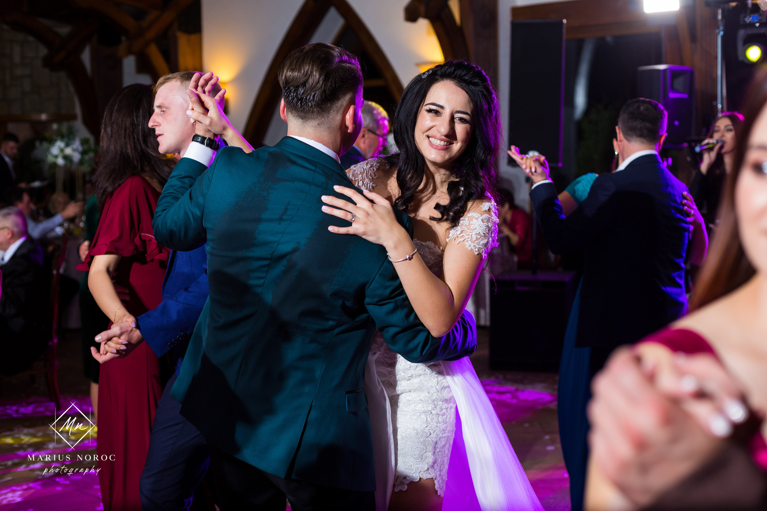 Elena & Petrisor | Hotel Restaurant La Castel Iasi