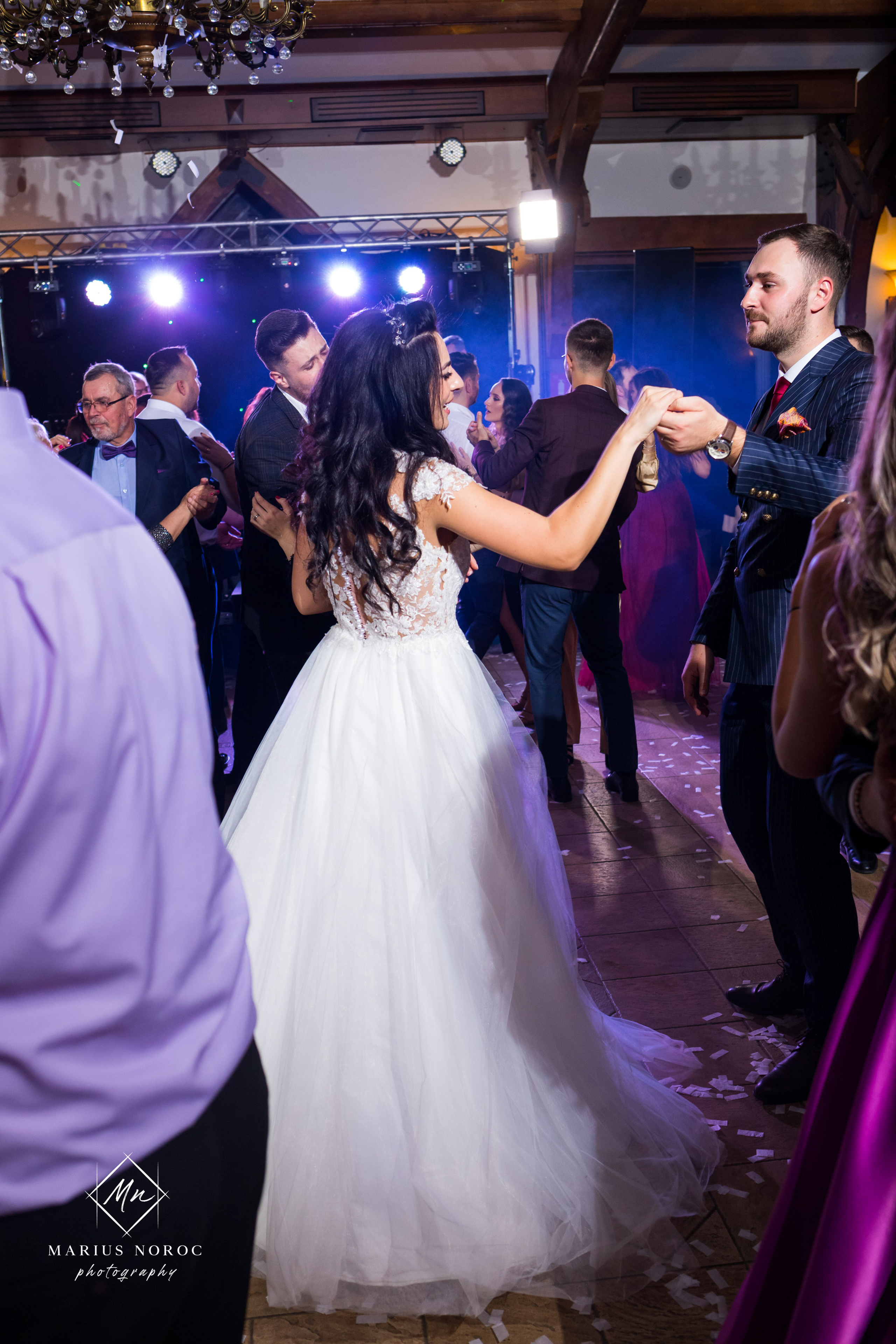 Elena & Petrisor | Hotel Restaurant La Castel Iasi