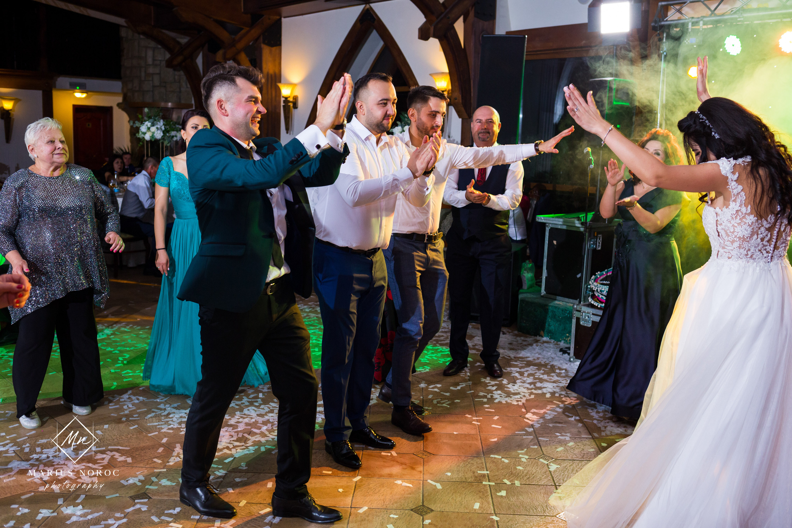 Elena & Petrisor | Hotel Restaurant La Castel Iasi