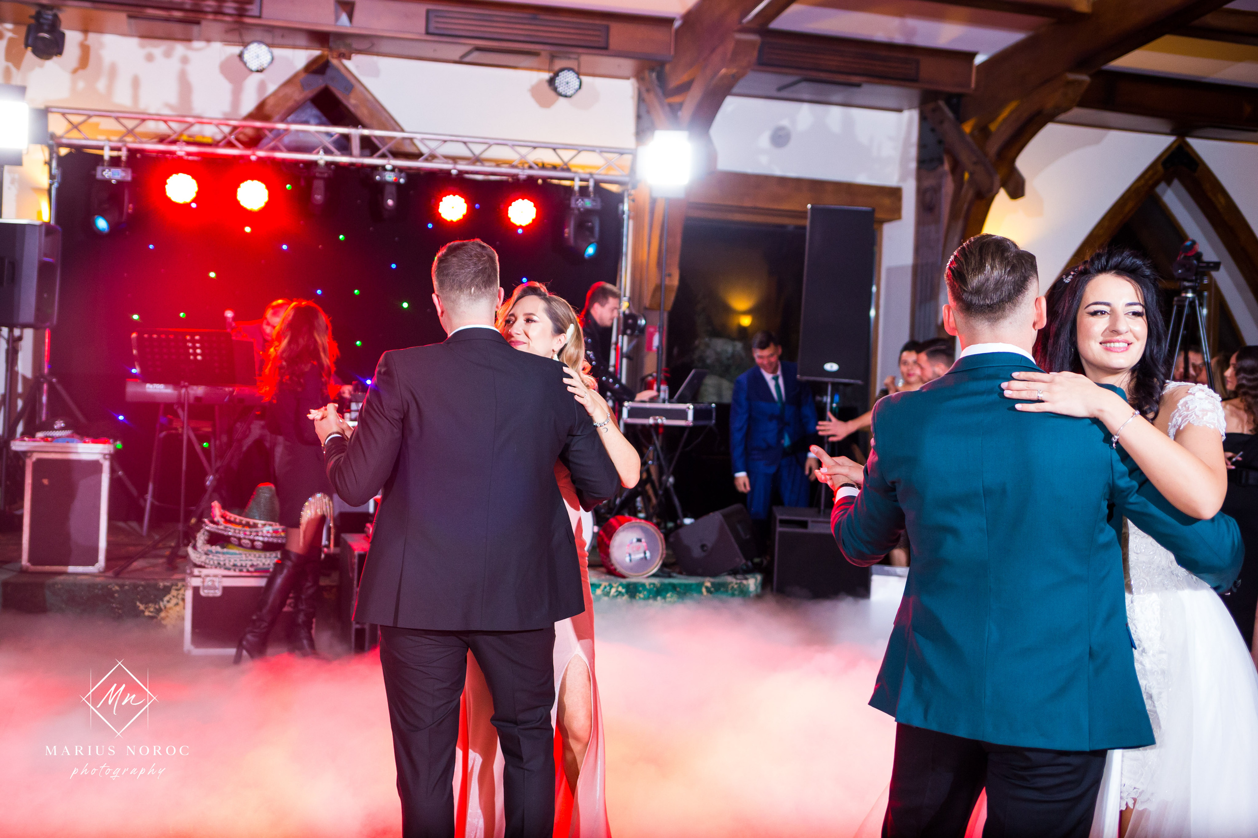 Elena & Petrisor | Hotel Restaurant La Castel Iasi