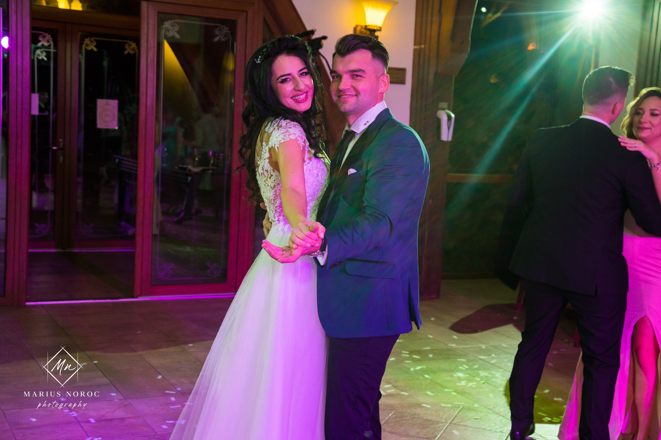 Elena & Petrisor | Hotel Restaurant La Castel Iasi