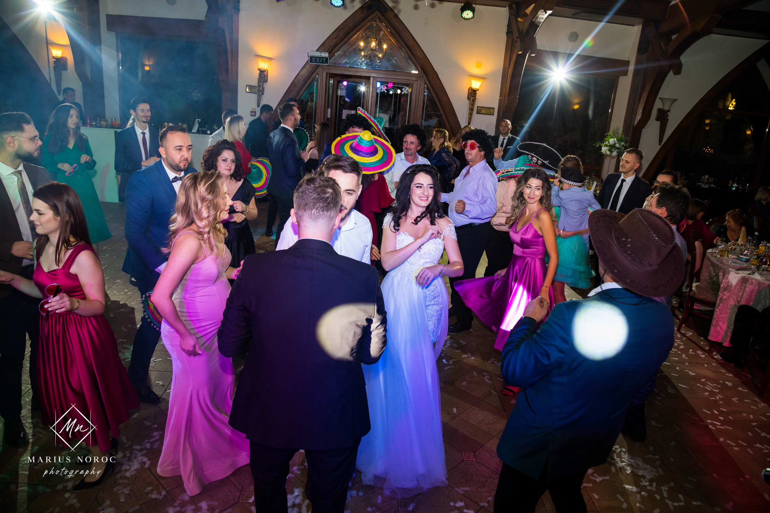 Elena & Petrisor | Hotel Restaurant La Castel Iasi