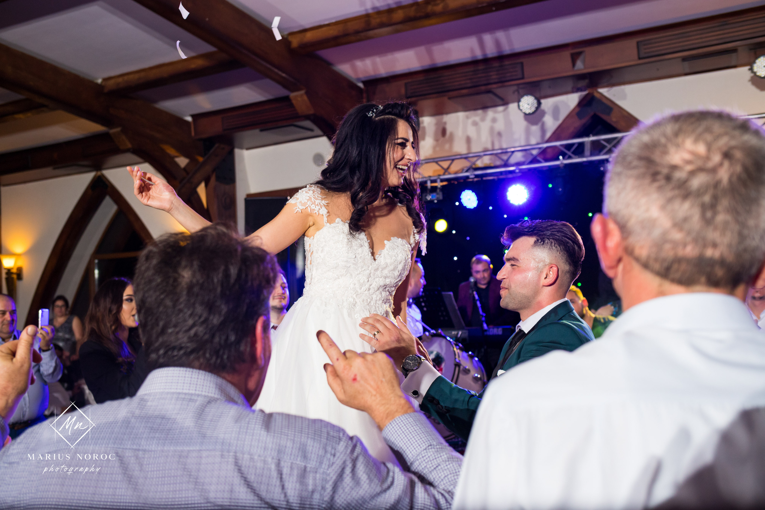 Elena & Petrisor | Hotel Restaurant La Castel Iasi