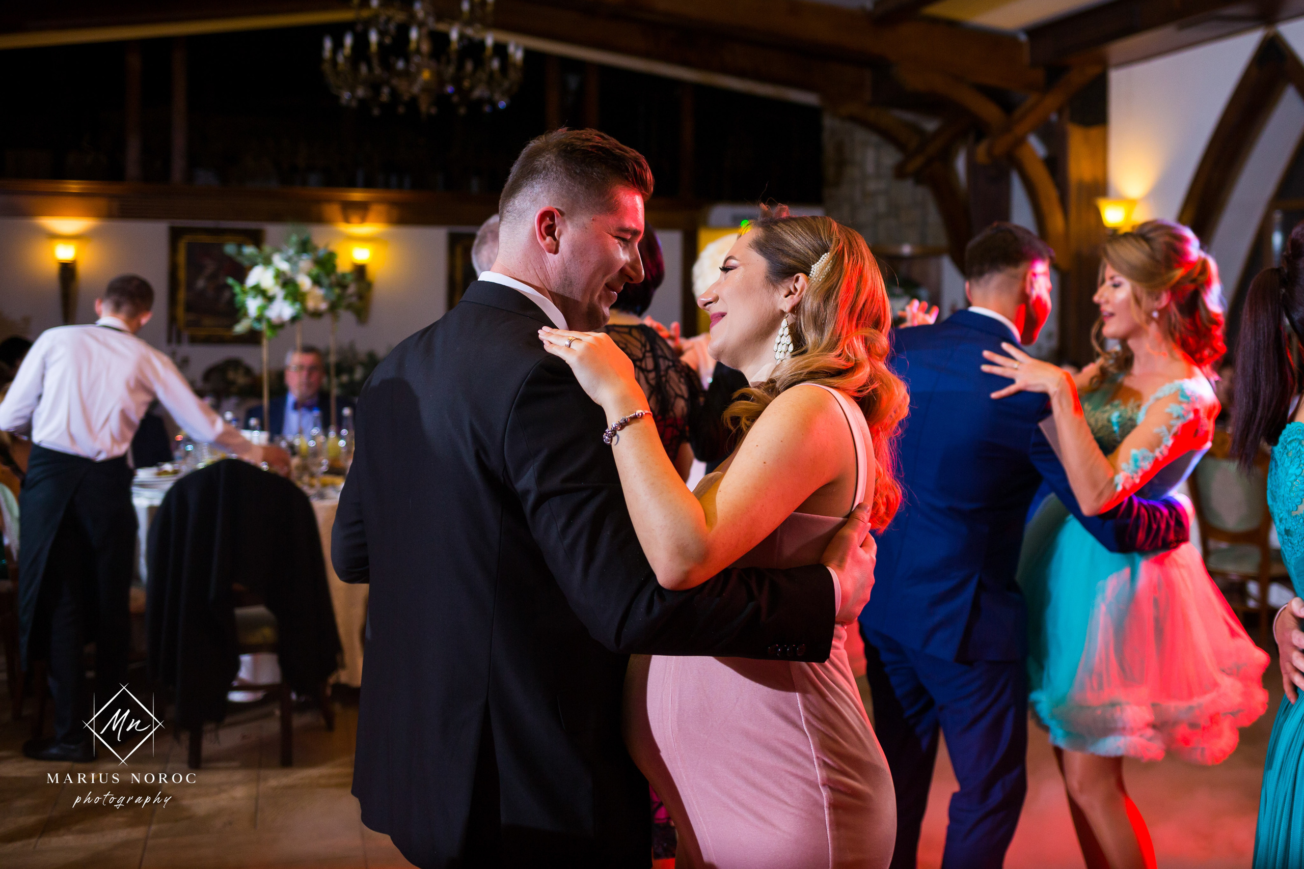 Elena & Petrisor | Hotel Restaurant La Castel Iasi