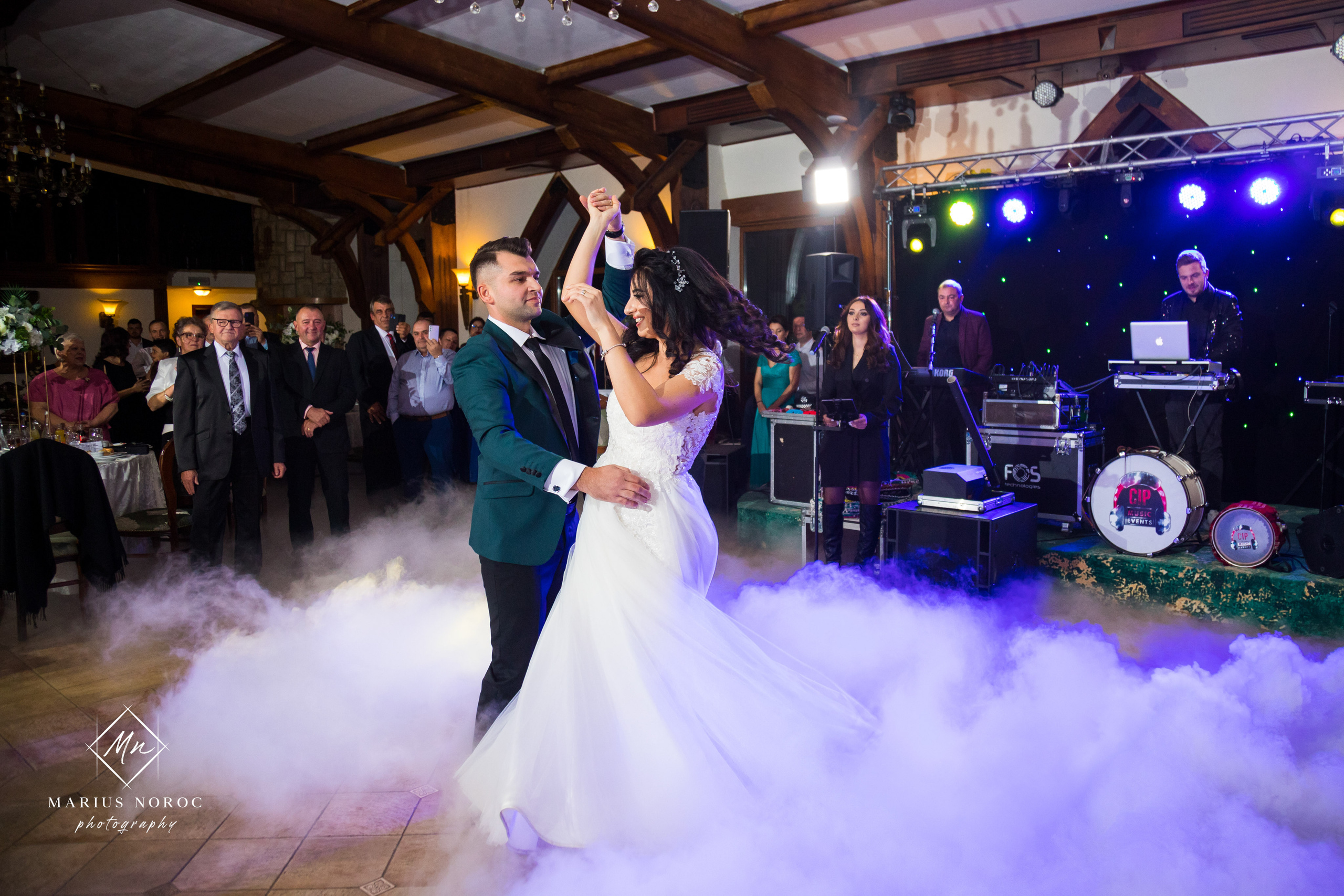 Elena & Petrisor | Hotel Restaurant La Castel Iasi