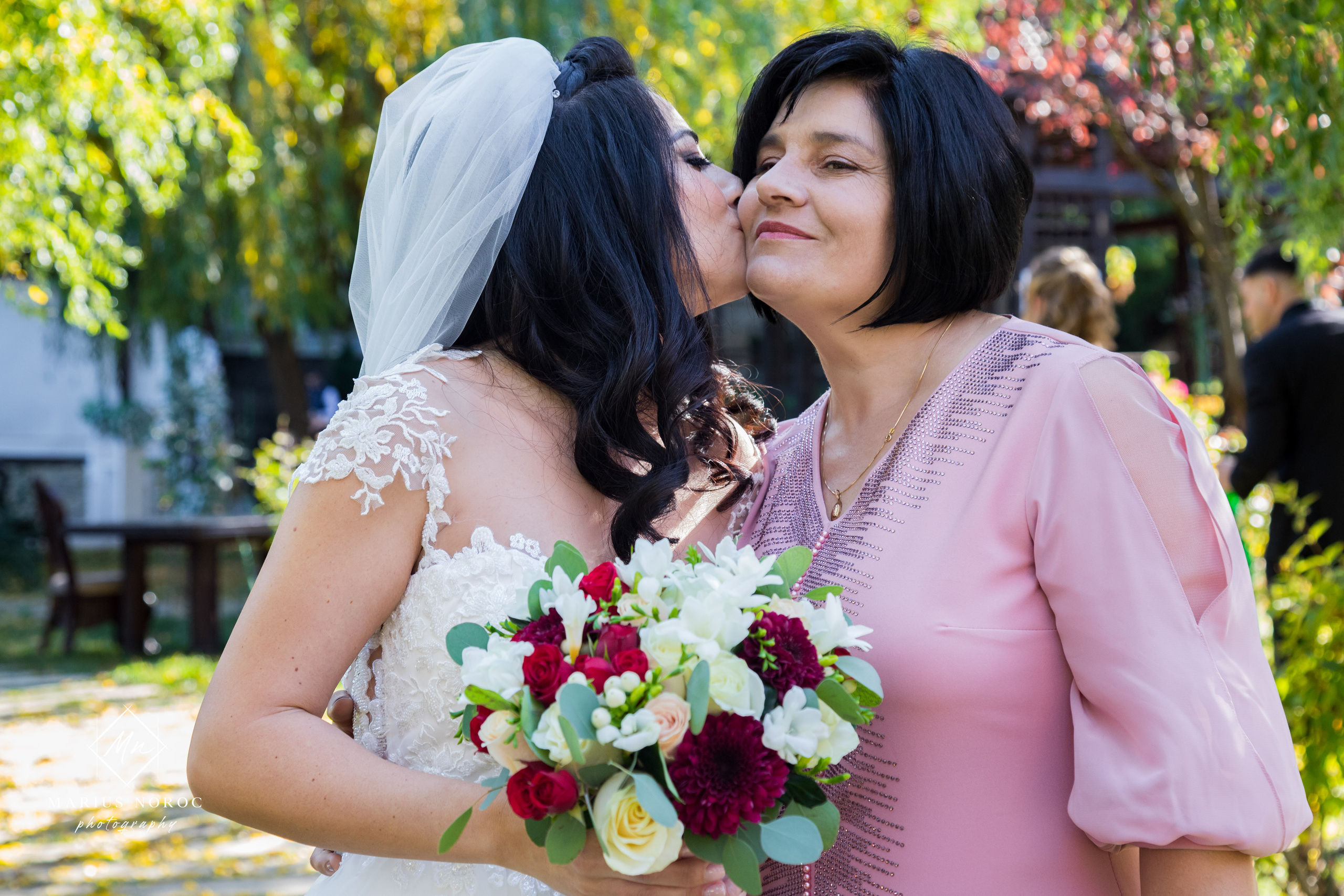 Elena & Petrisor | Hotel Restaurant La Castel Iasi