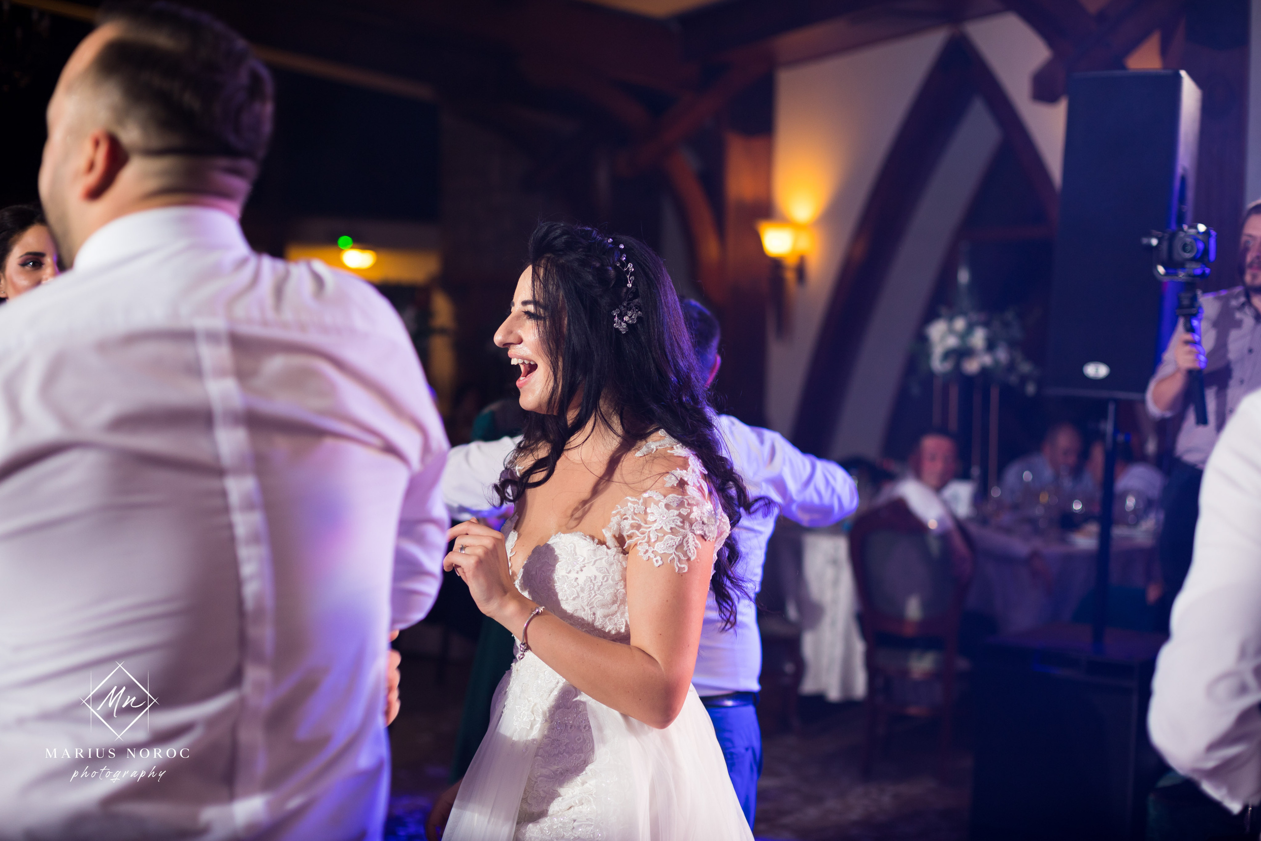 Elena & Petrisor | Hotel Restaurant La Castel Iasi