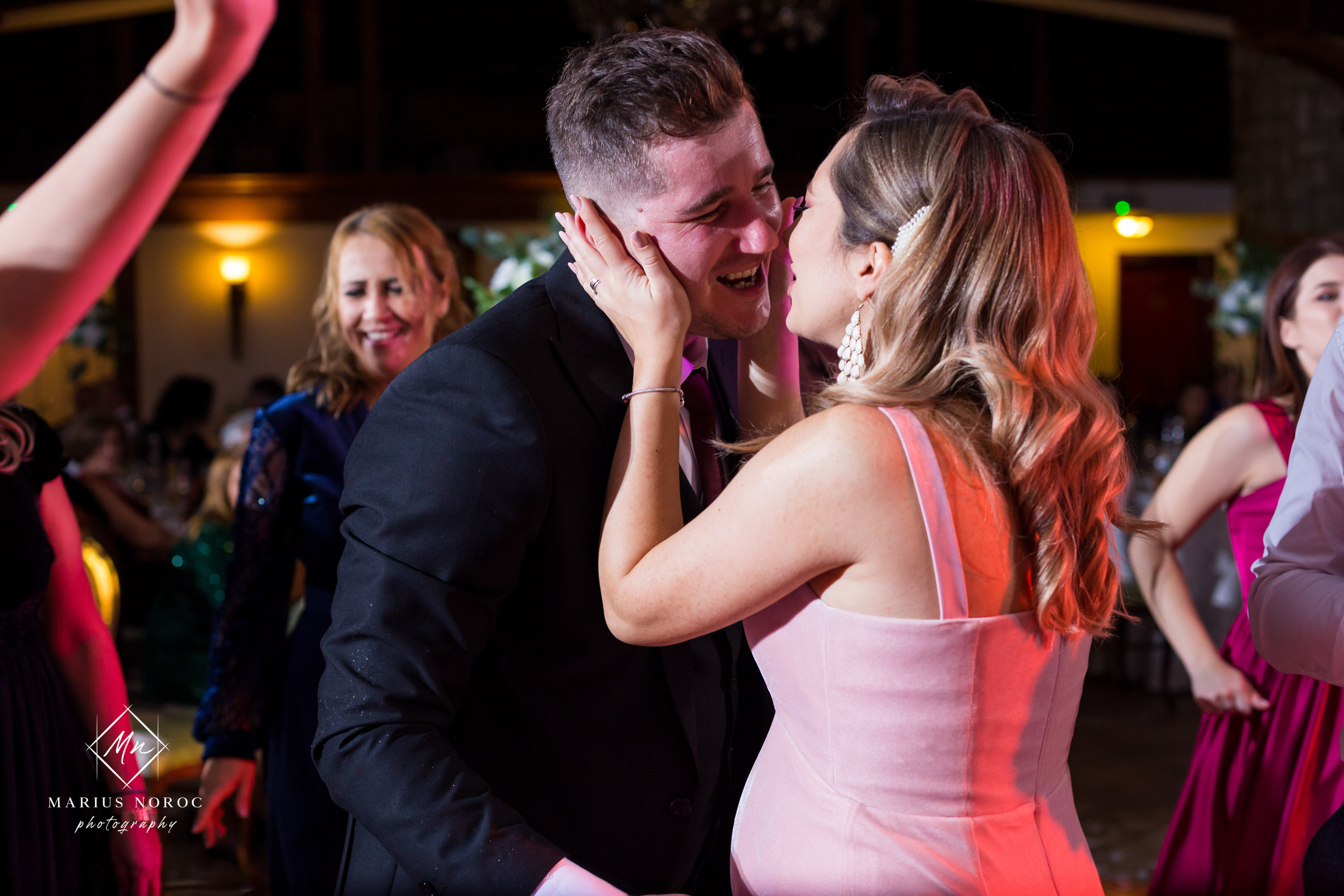 Elena & Petrisor | Hotel Restaurant La Castel Iasi