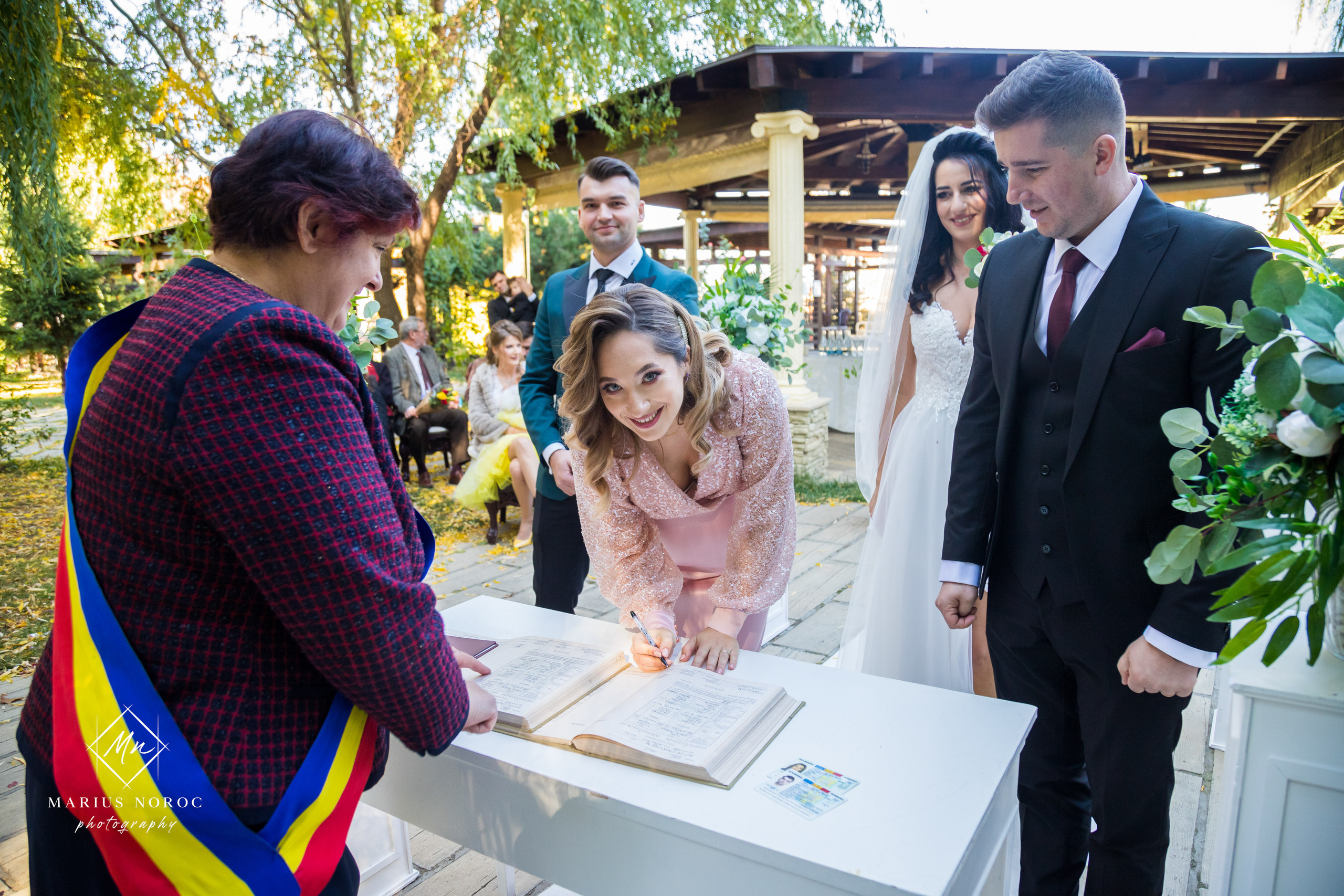 Elena & Petrisor | Hotel Restaurant La Castel Iasi