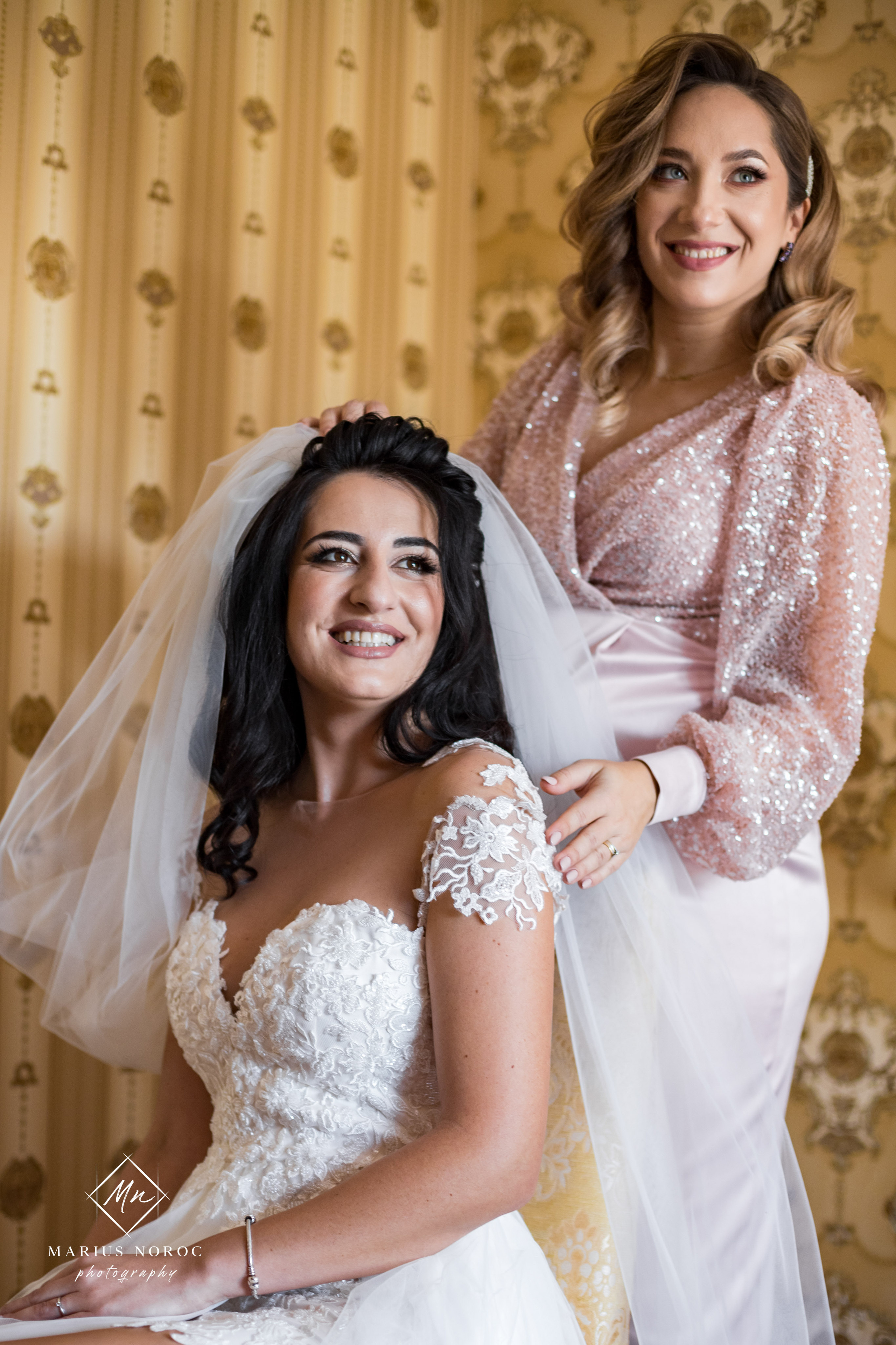 Elena & Petrisor | Hotel Restaurant La Castel Iasi