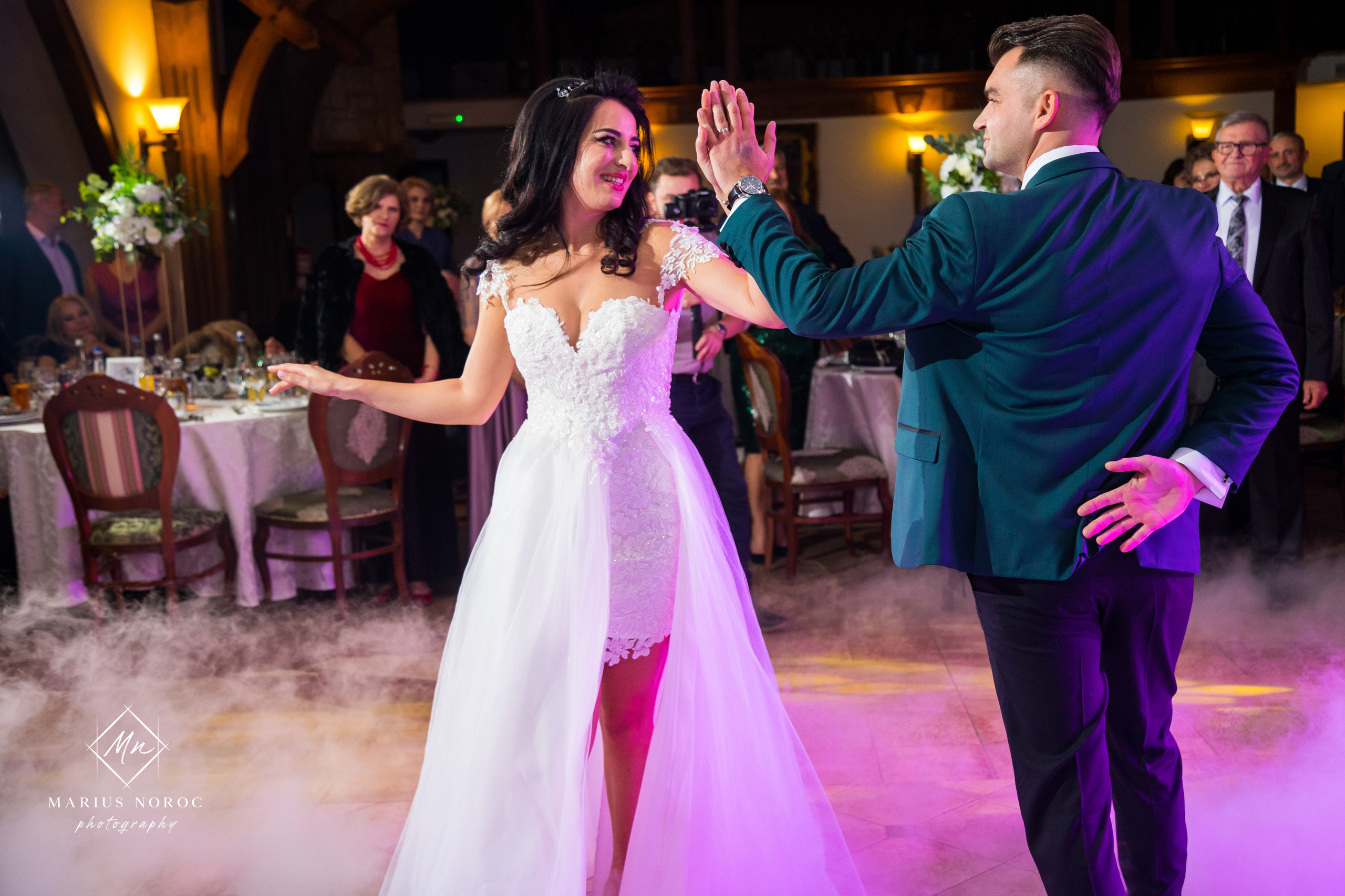 Elena & Petrisor | Hotel Restaurant La Castel Iasi