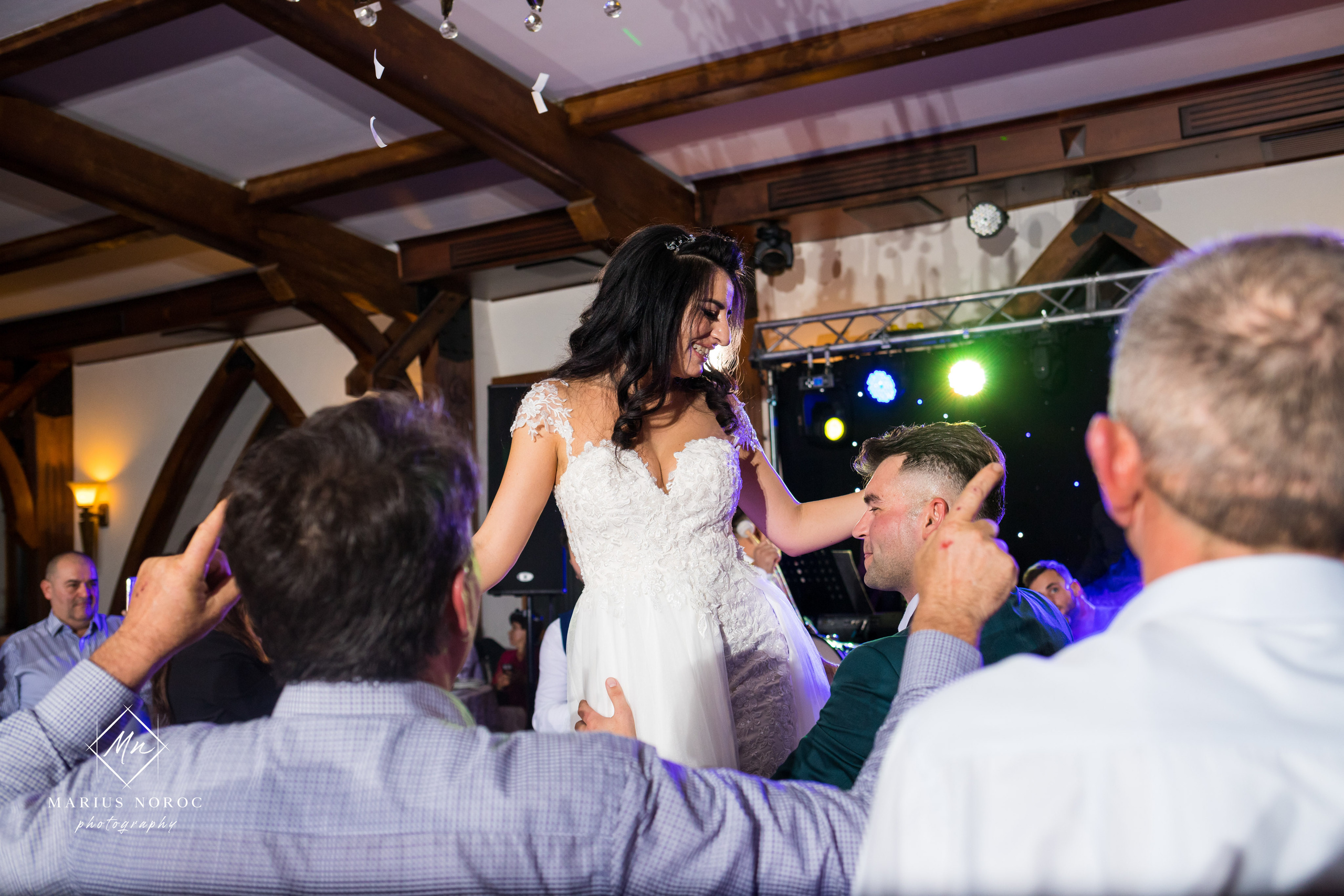 Elena & Petrisor | Hotel Restaurant La Castel Iasi