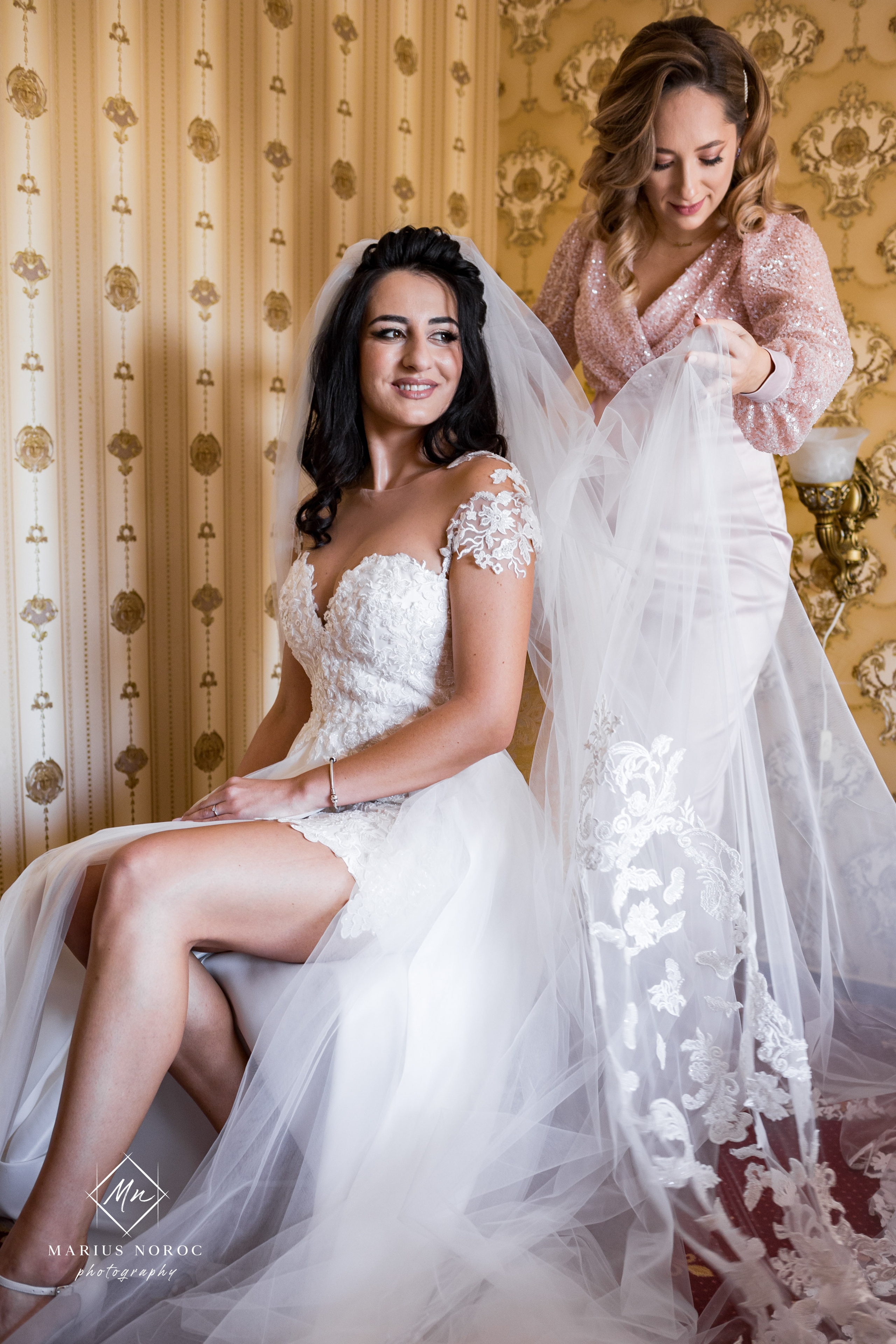 Elena & Petrisor | Hotel Restaurant La Castel Iasi