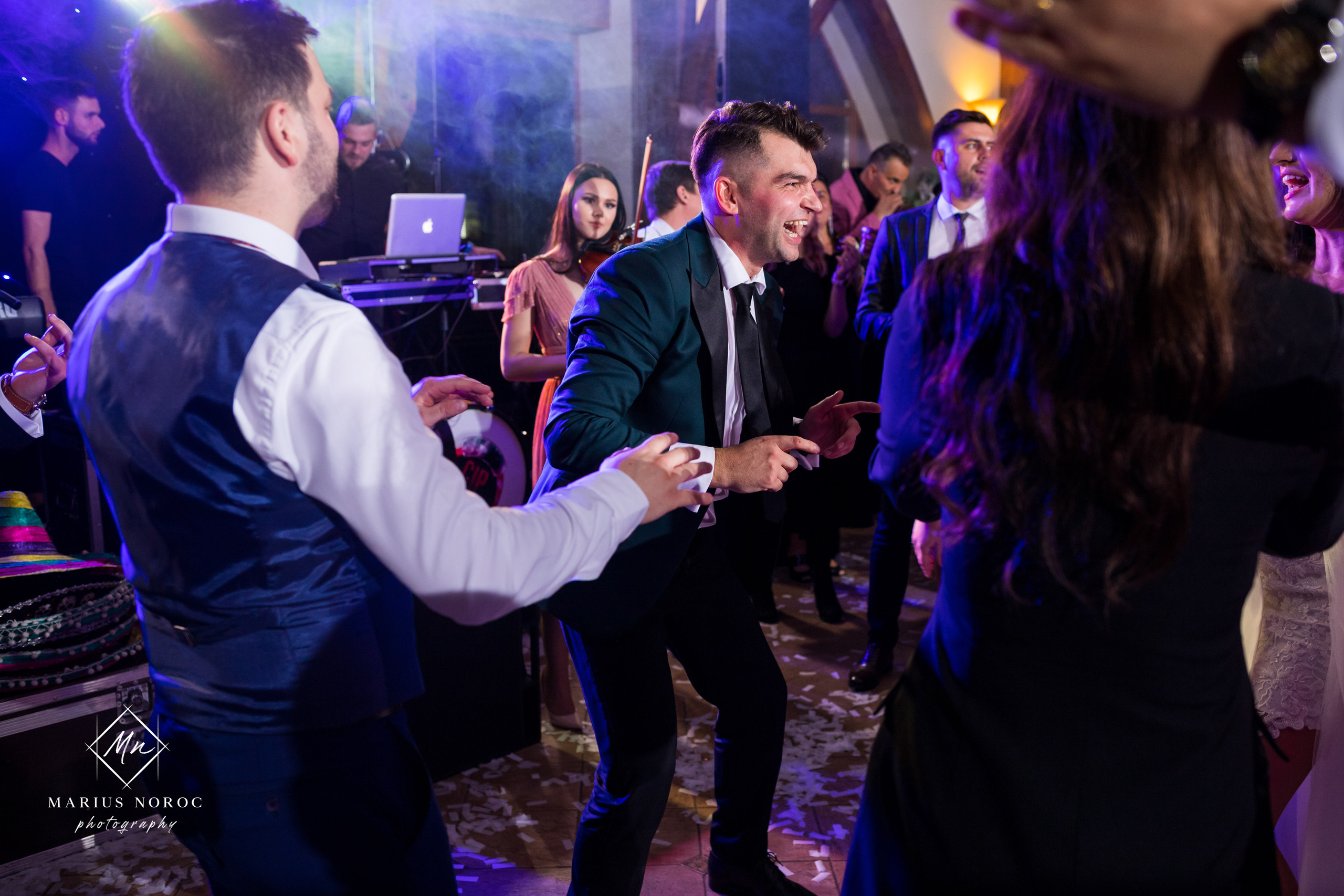 Elena & Petrisor | Hotel Restaurant La Castel Iasi