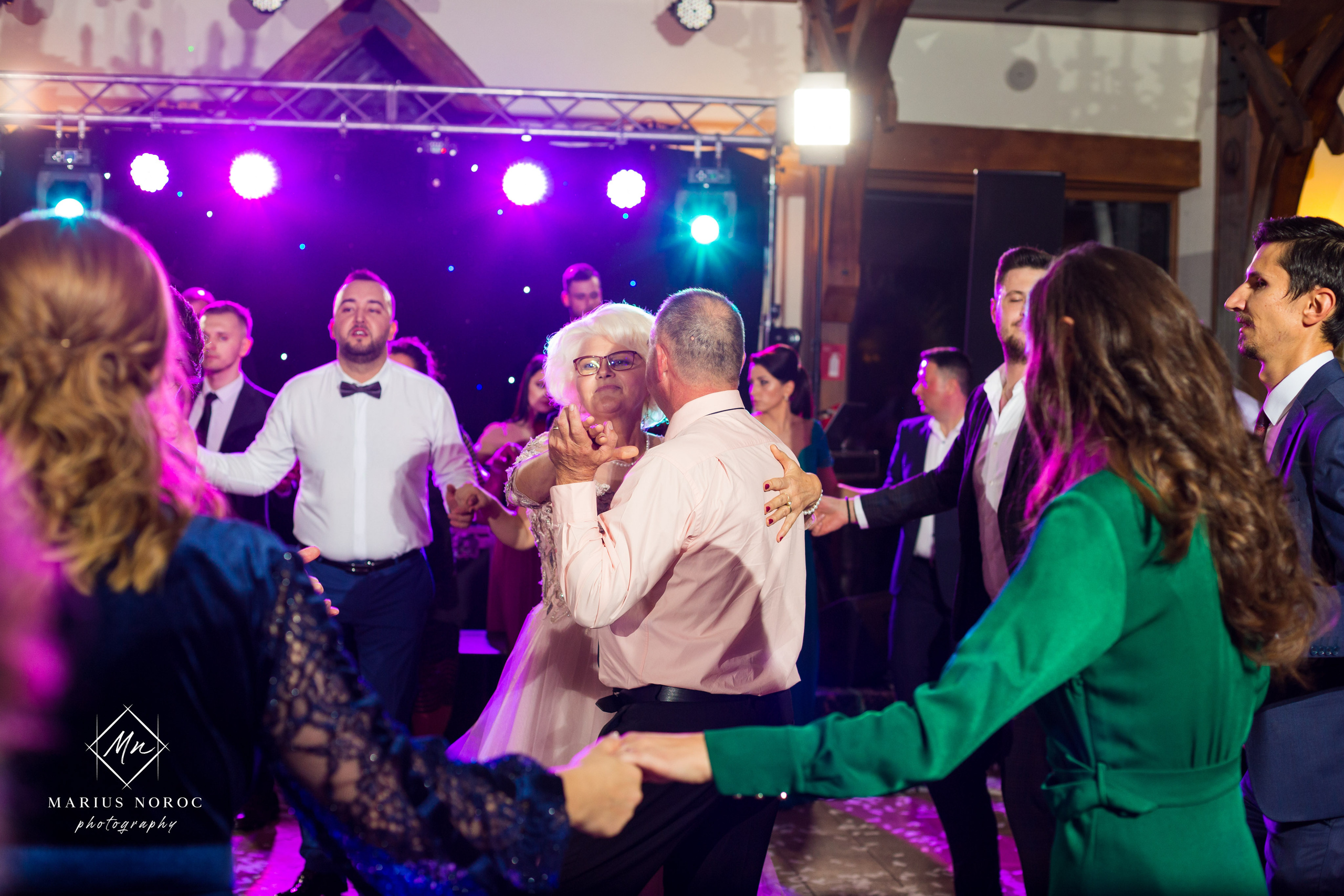 Elena & Petrisor | Hotel Restaurant La Castel Iasi