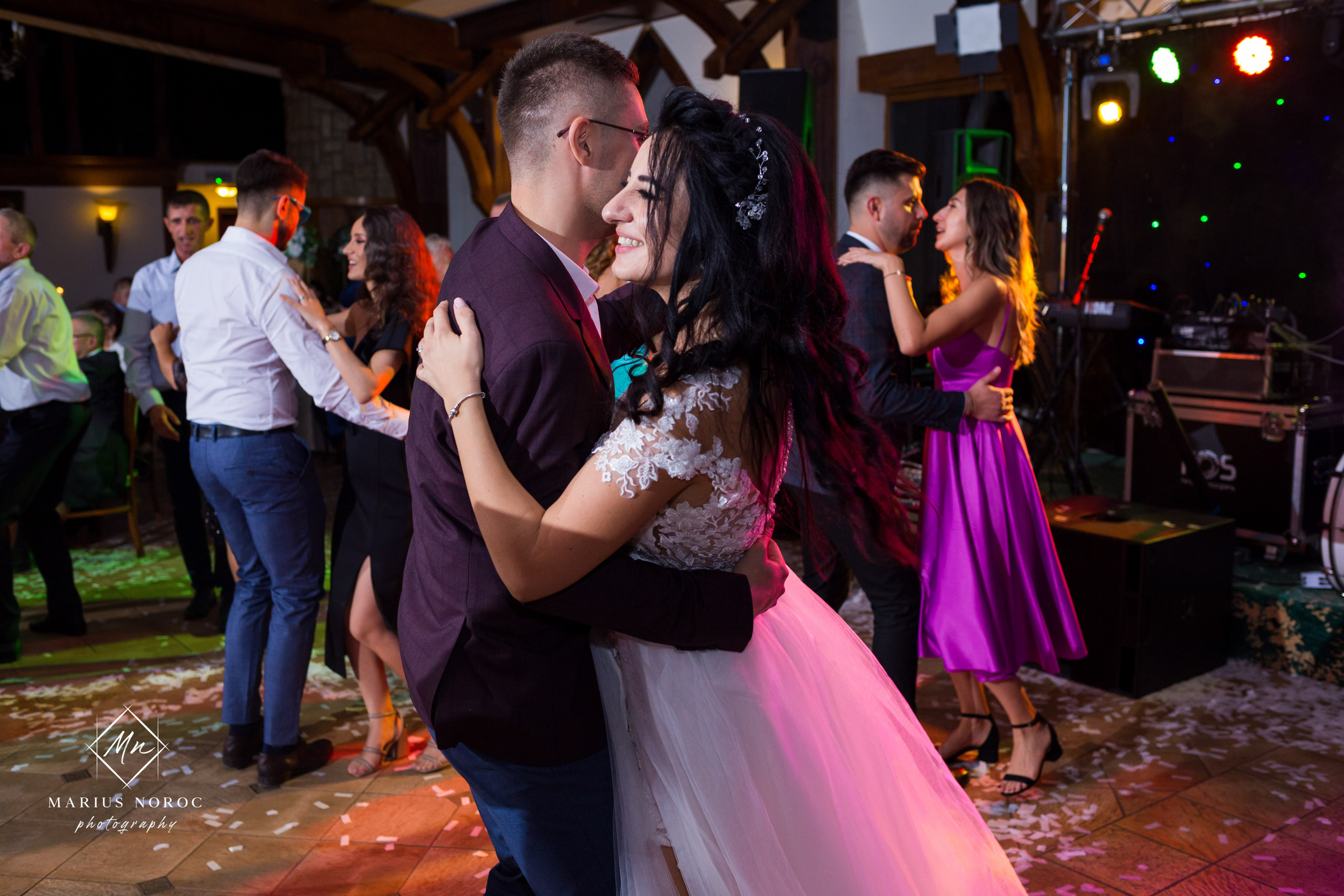 Elena & Petrisor | Hotel Restaurant La Castel Iasi