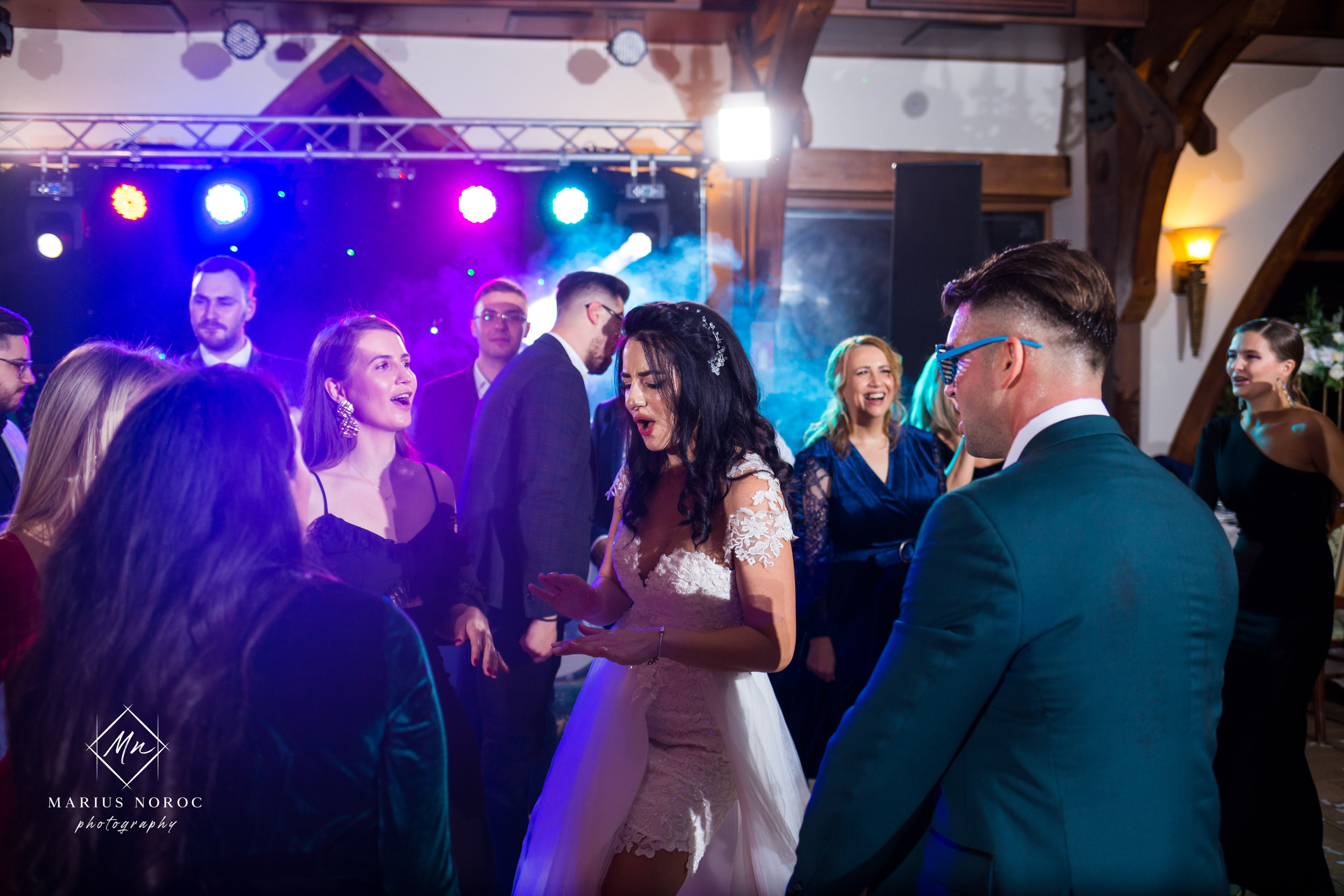 Elena & Petrisor | Hotel Restaurant La Castel Iasi