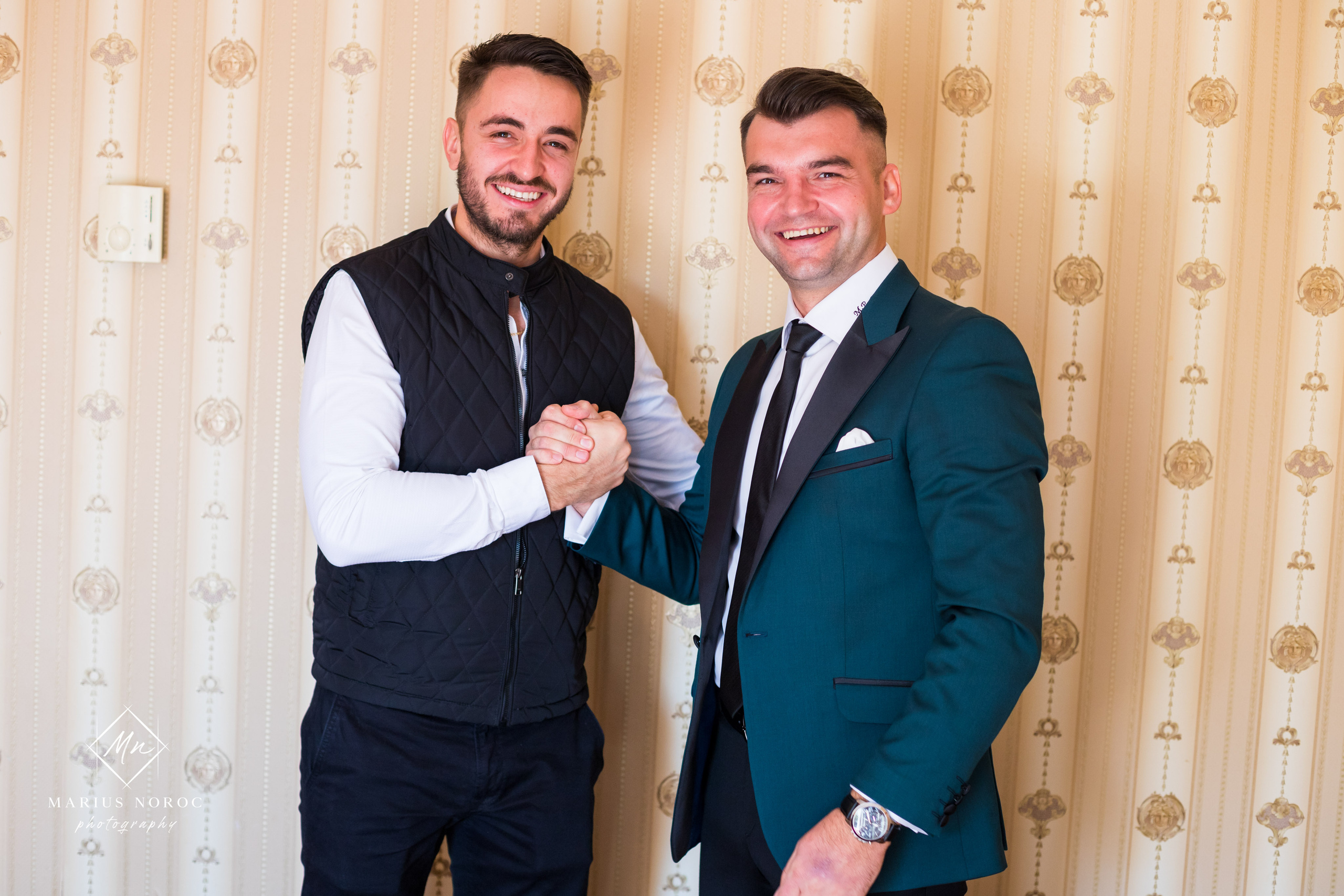 Elena & Petrisor | Hotel Restaurant La Castel Iasi