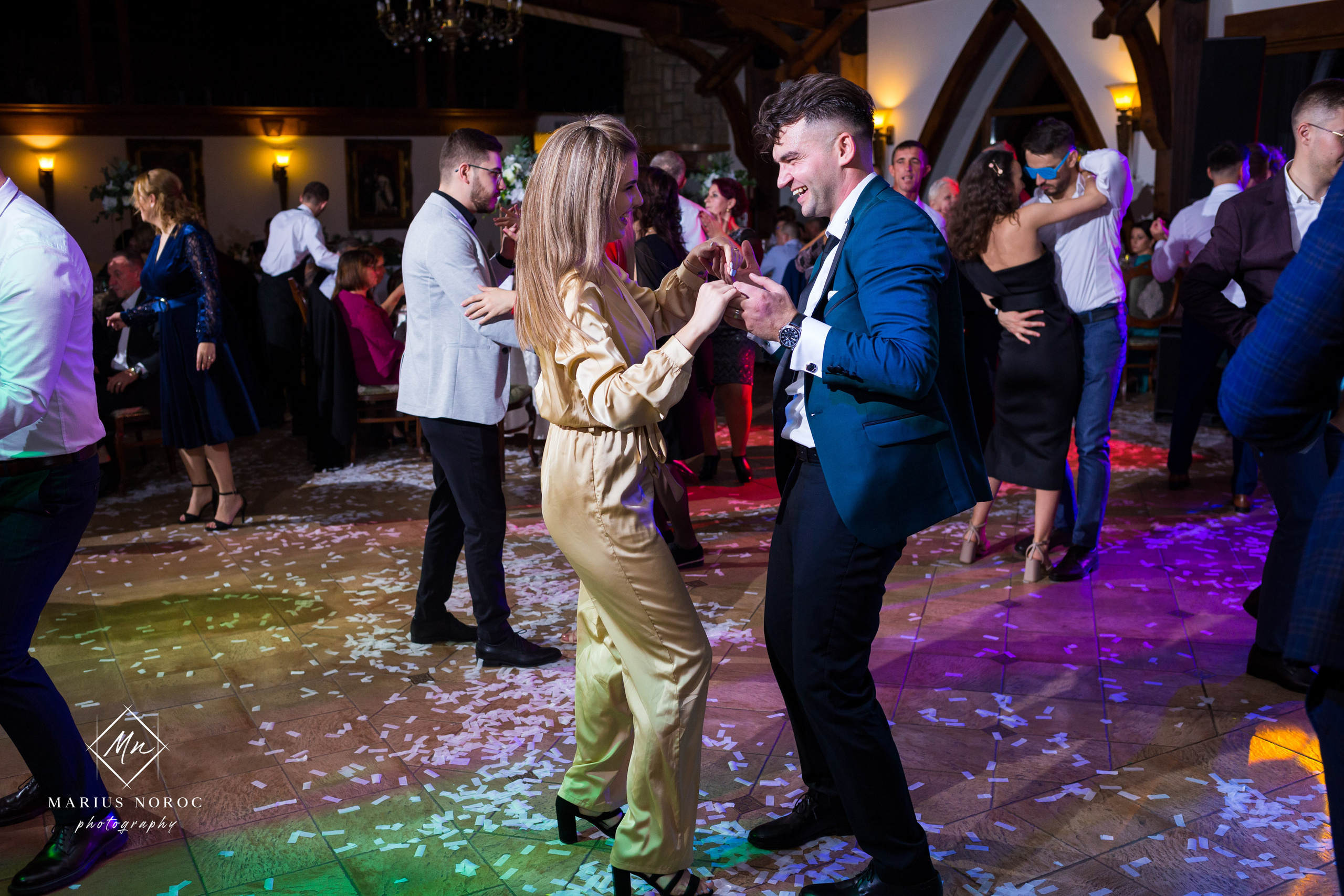 Elena & Petrisor | Hotel Restaurant La Castel Iasi