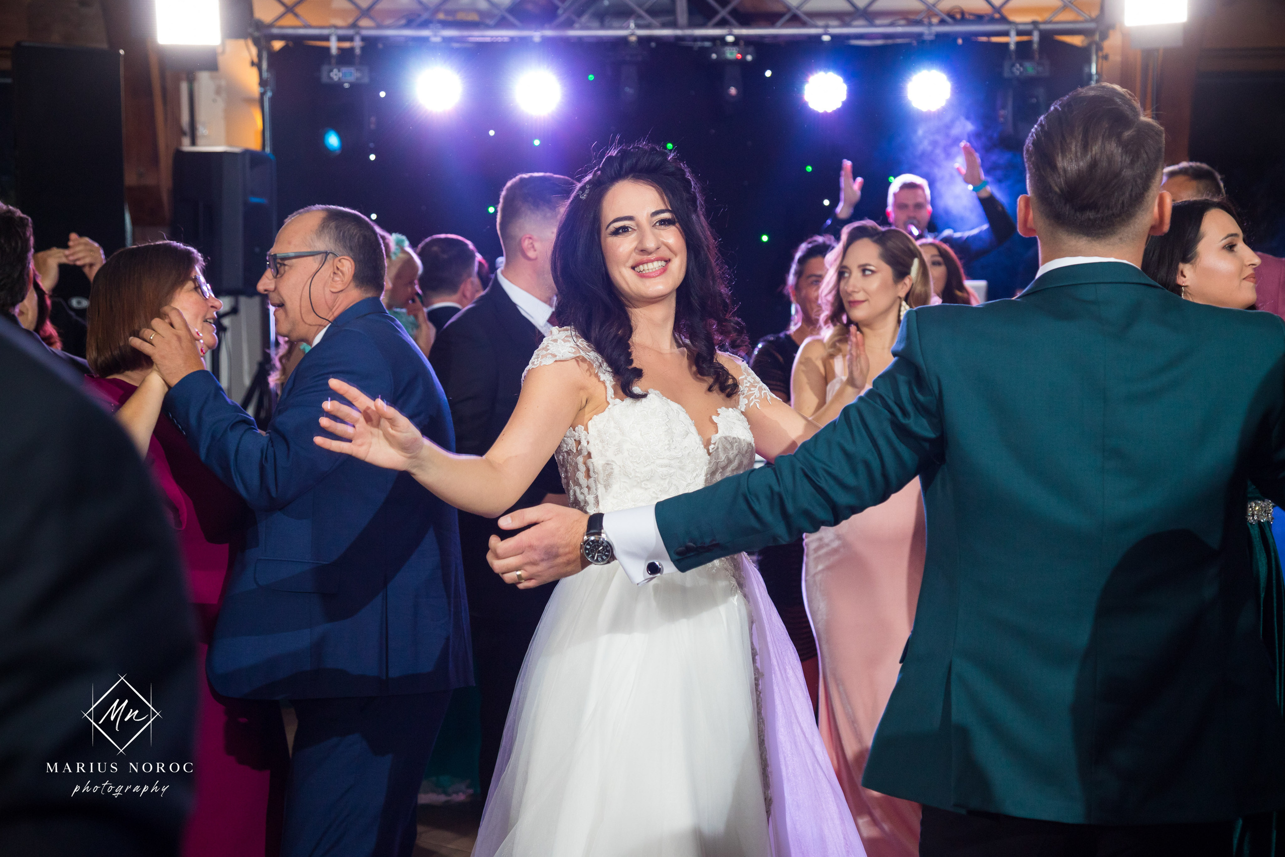 Elena & Petrisor | Hotel Restaurant La Castel Iasi