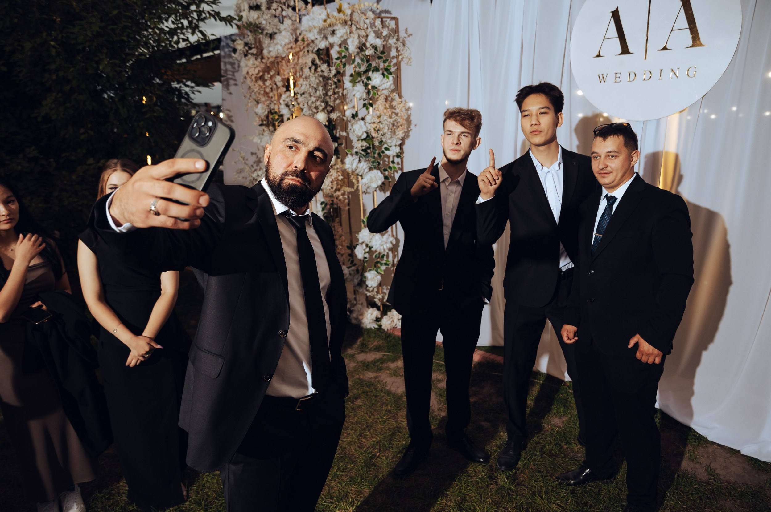 Алексей & Анастасия. Фотограф в Бишкеке Андрей Кавешников