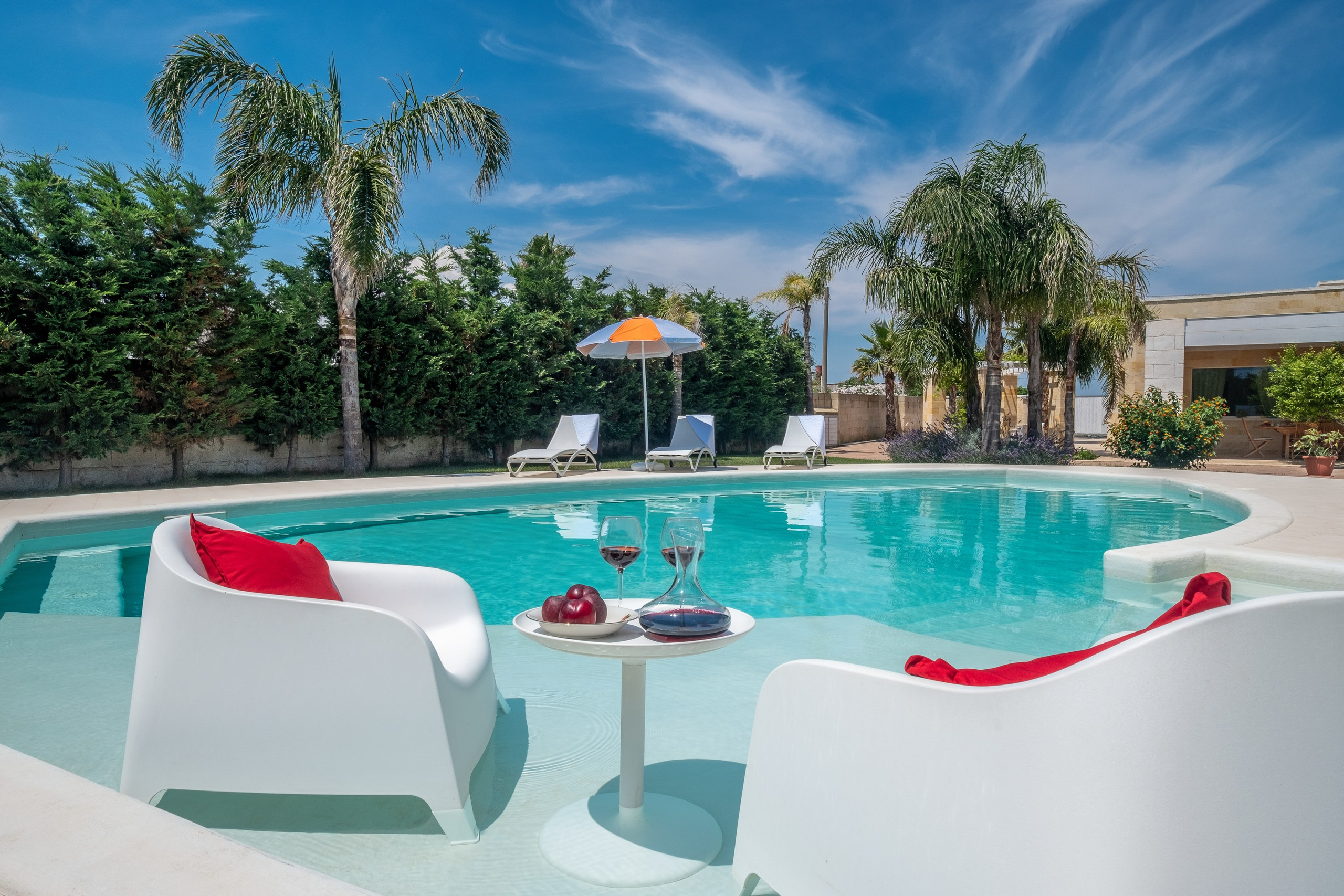 Amazing view of a B&B in the Cisternino countryside (Valle D'Itria, Martina Franca, Apulia, Alberobello, Cisternino, Ostuni, Polignano, Apulia)