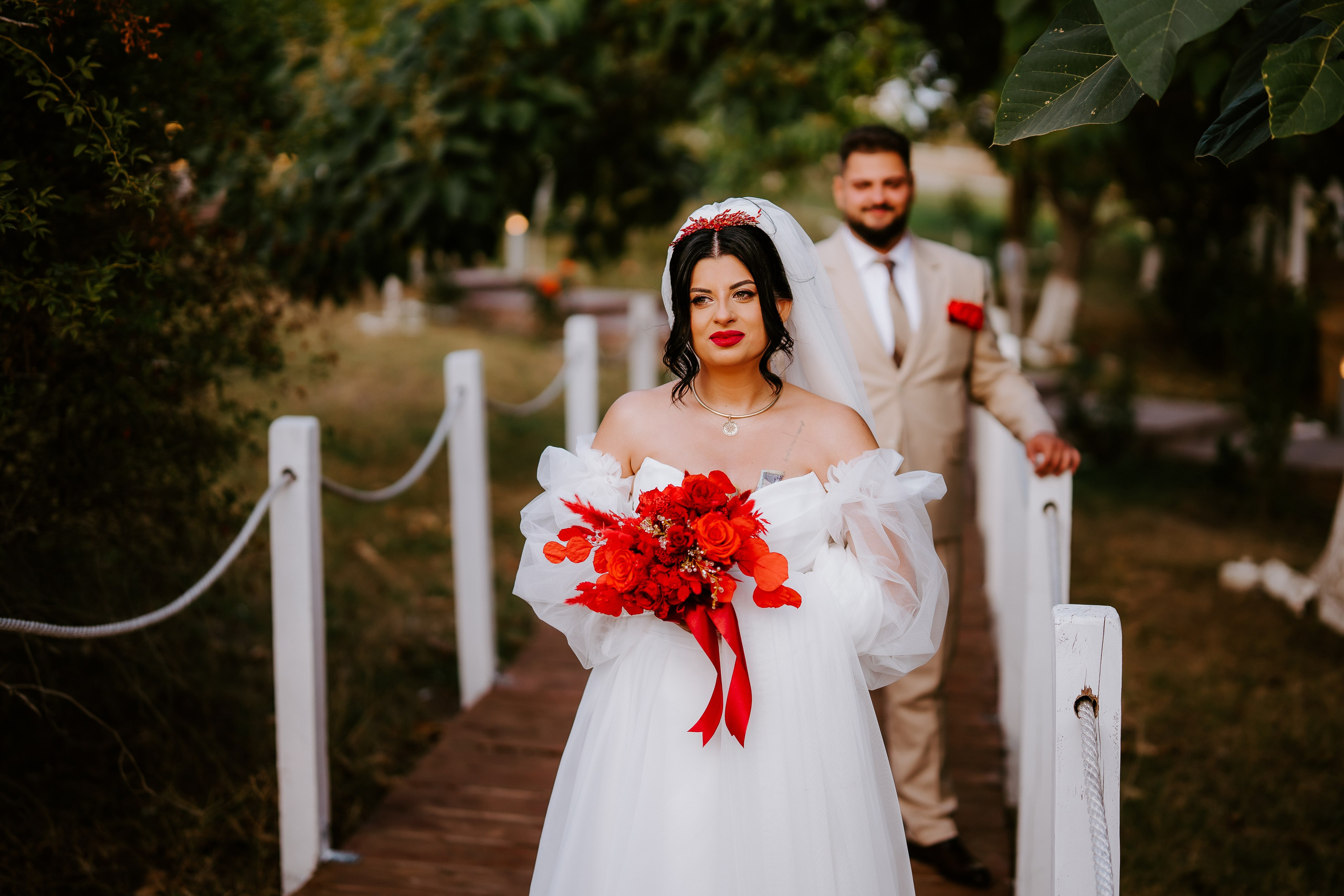 Camelia si Andrei - Traditional Love Story. Fotografi de nunta in Bucuresti, Iulia si Stefan Ovidiu