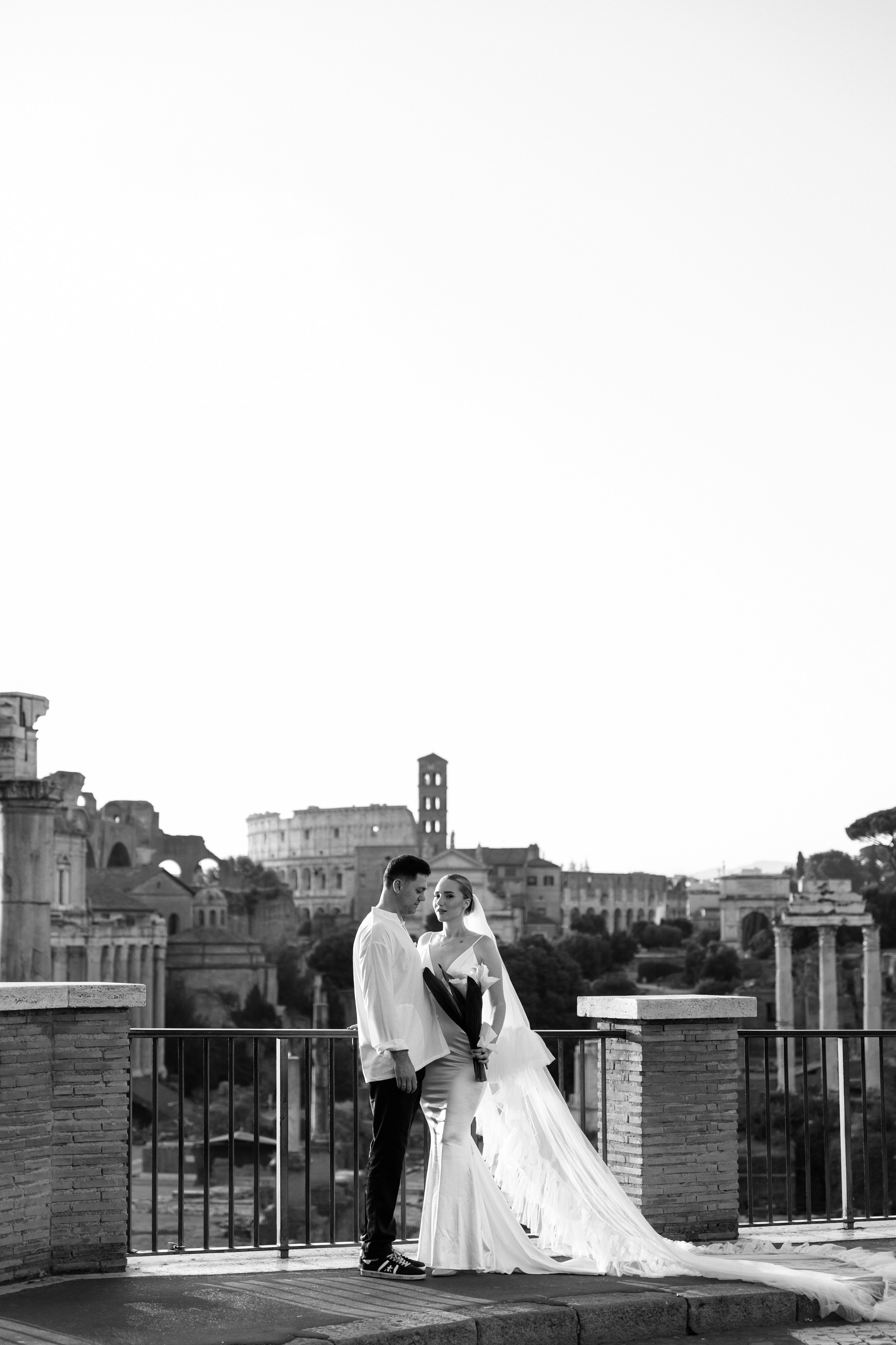Elopement in Rome. Wedding Photographer Rome Tuscany Como Sicily Puglia Amalfy Italy- Oksana Savenchuk