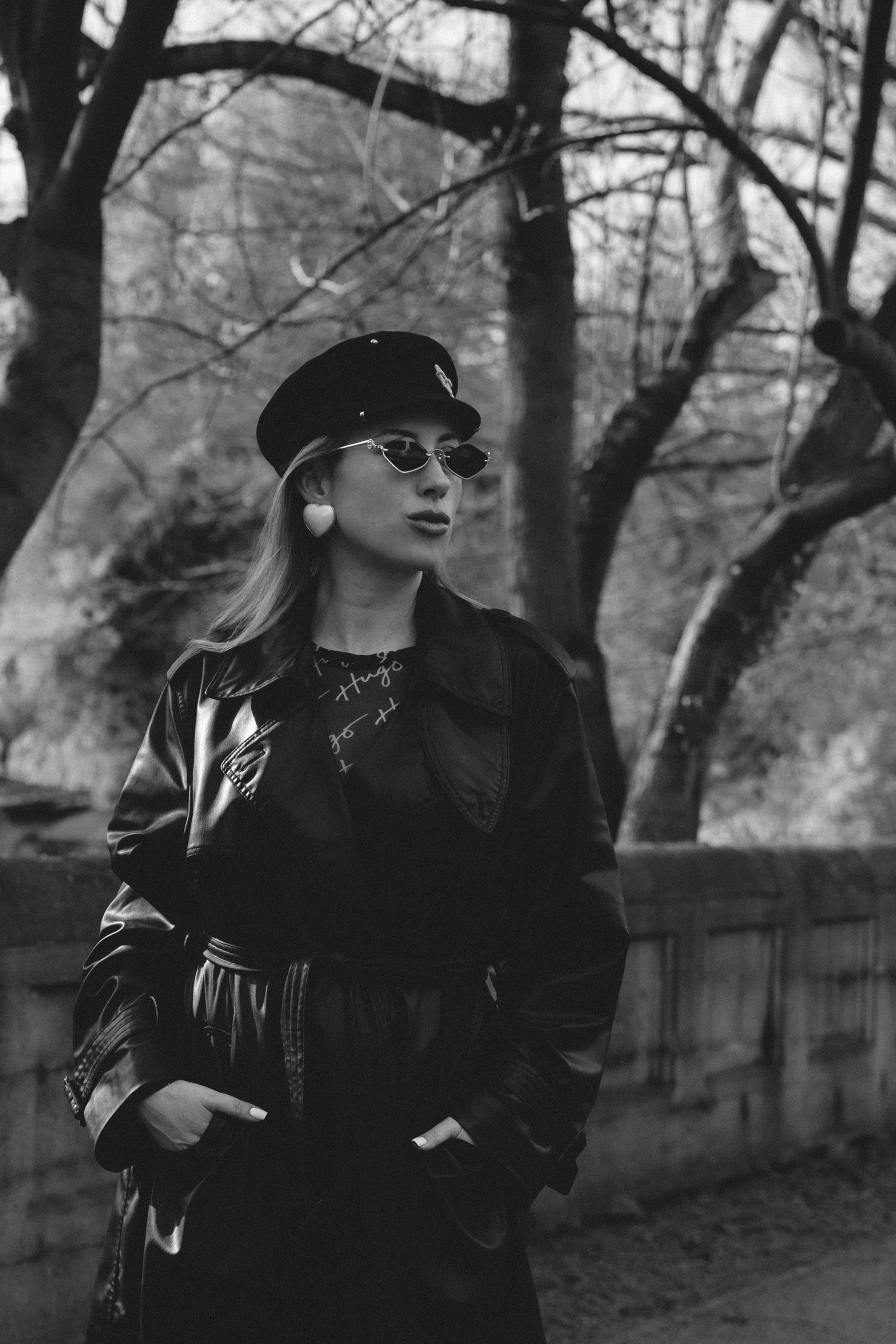 Street Portrait in Leipzig. Woman in black Leather Coat. Stylish. Charismatic Photography by Kristina Kozheltsova. Kristina Kozheltsova- Soulful Portrait&Lifestyle&Love Story Photographer in Leipzig, Germany