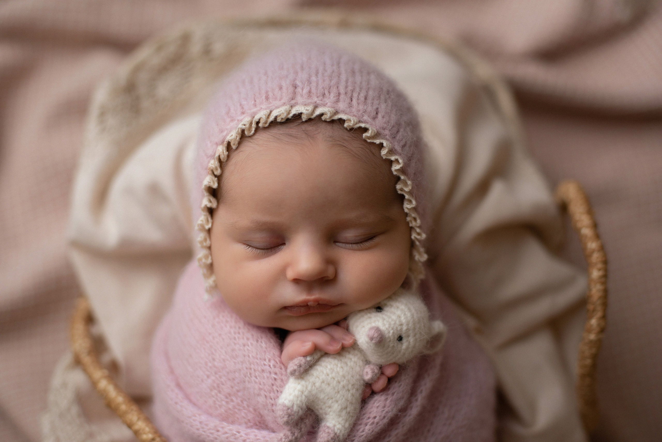 Lia 8 days. Newborn, Maternity & Family Photographer in Charlotte, North Carolina | Arhipova Julia