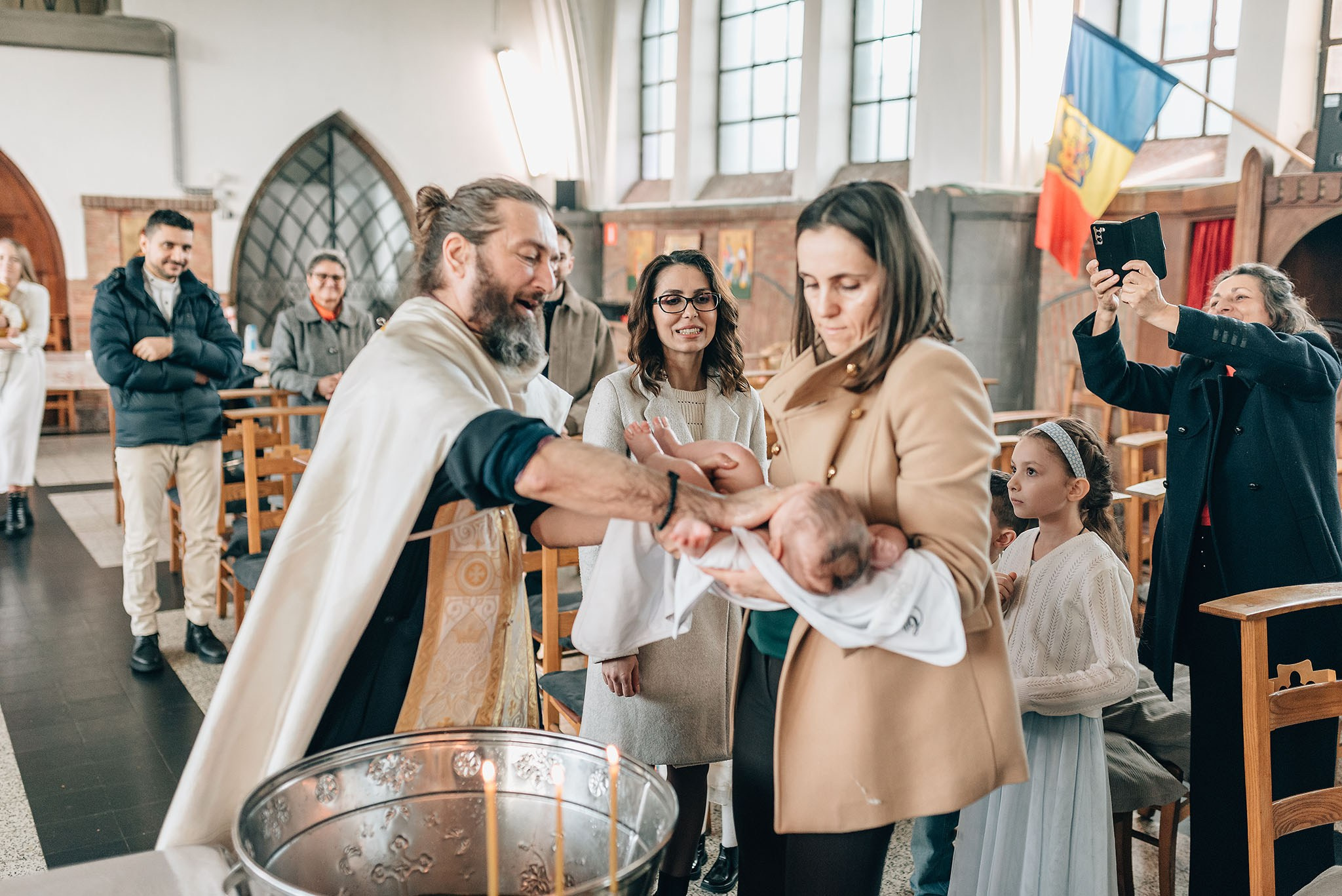 Botezul lui Alexandru — Fotograf botez Belgia | Emanuel Prepelita Essence of Memories. Essence of Memories — Wedding & Event Photographer in Brussels, Belgium