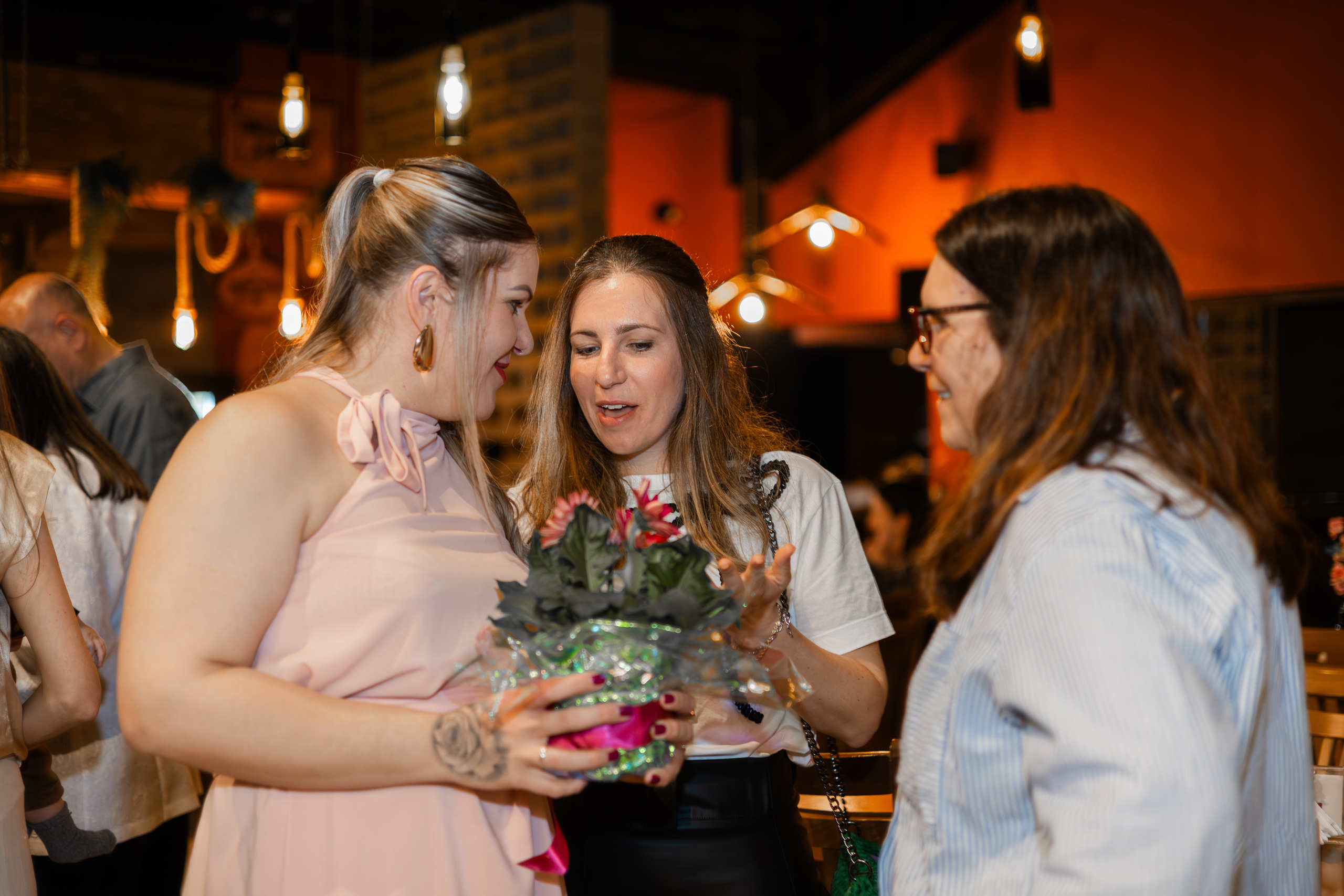 Lançamento de Livro Vivi Princival