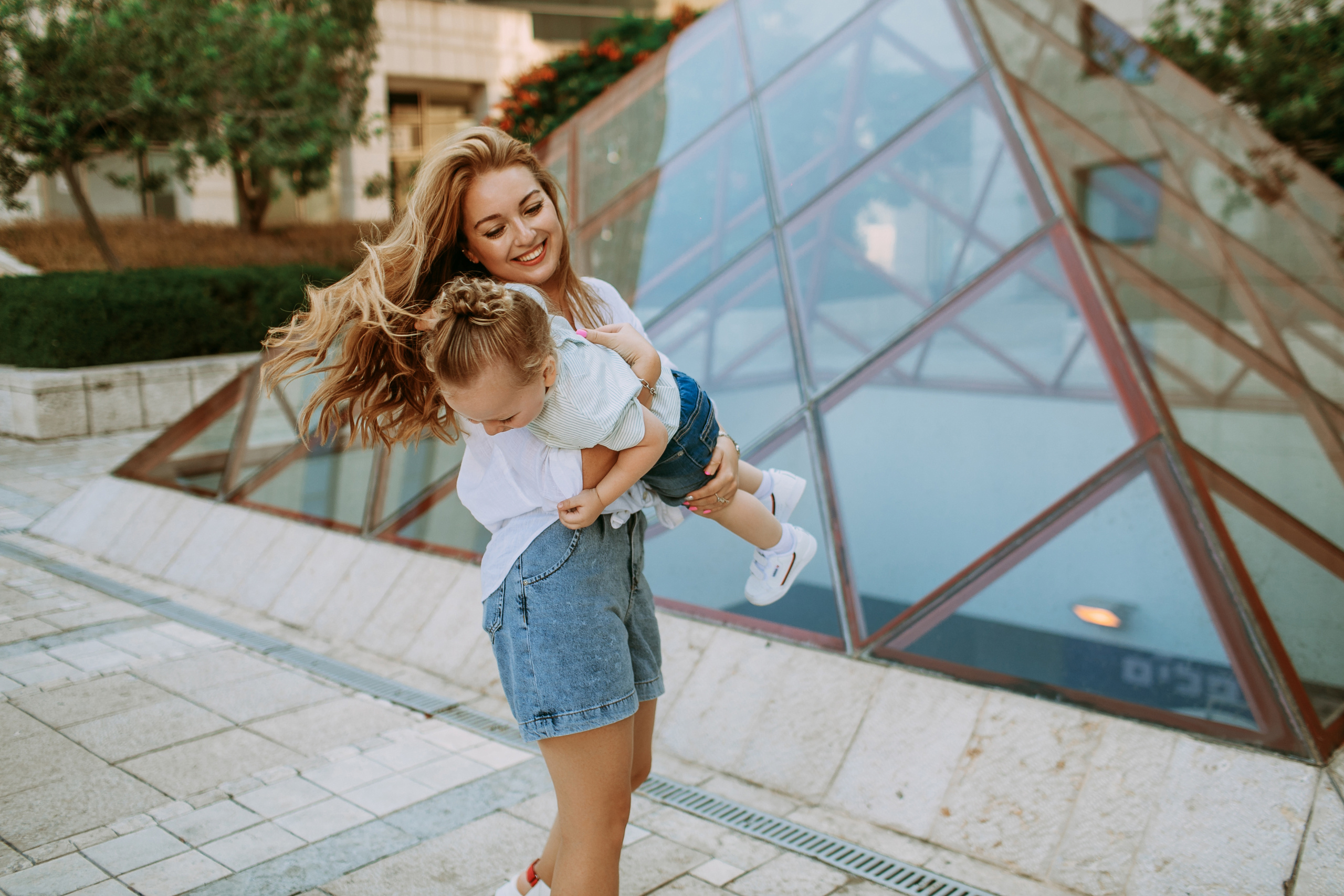 Family Street style Shooting at Downtown, Haifa. George TLV — Professional photographer and retoucher in Israel