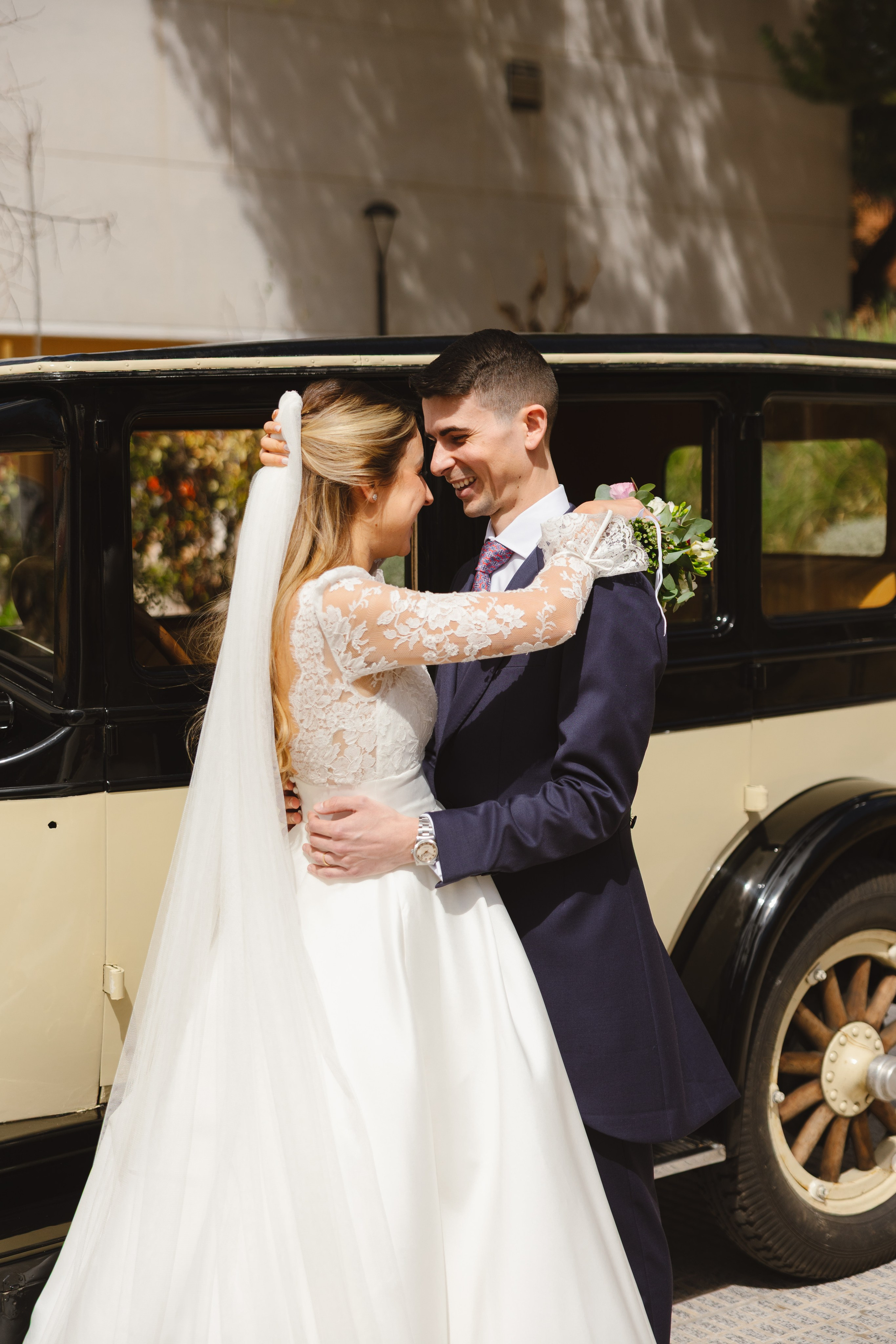 SFSFASFAFSA. Fotógrafo y Videografo de bodas y eventos