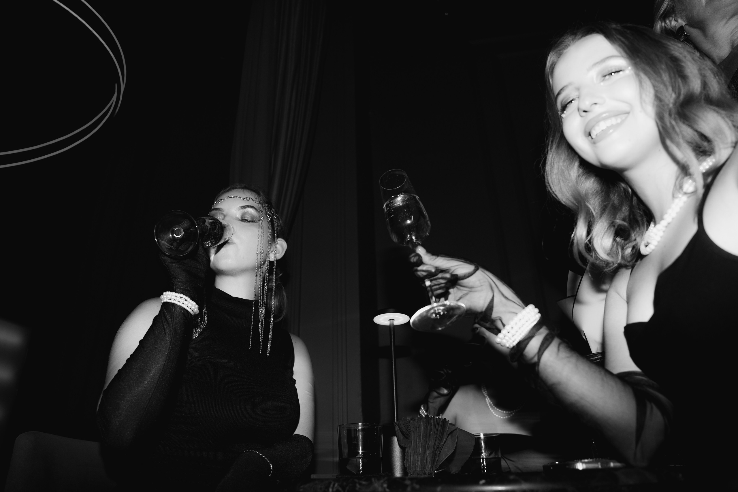 GATSBY. THE ROOM BAR