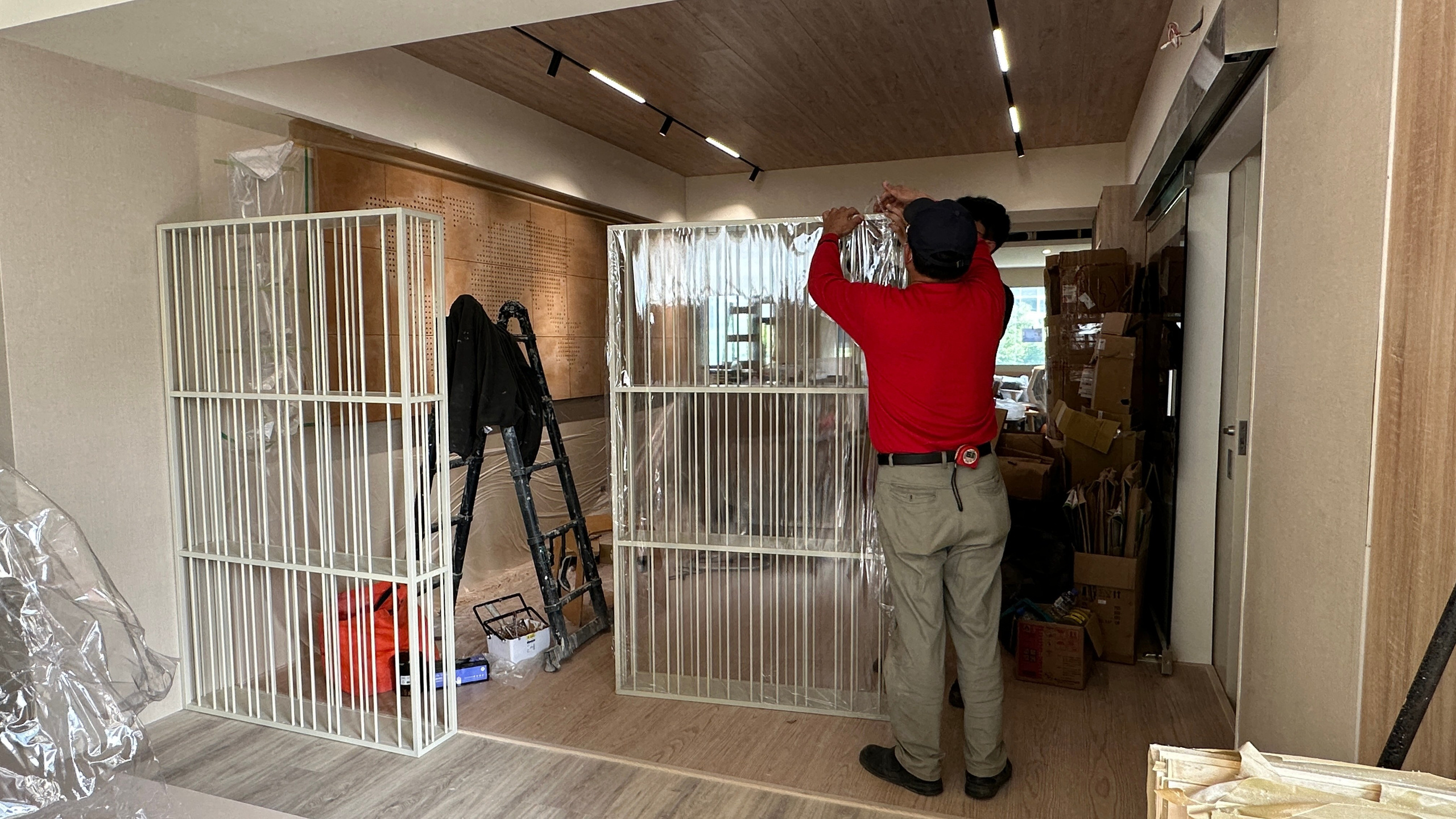 Study DIY agency office. IHID studio