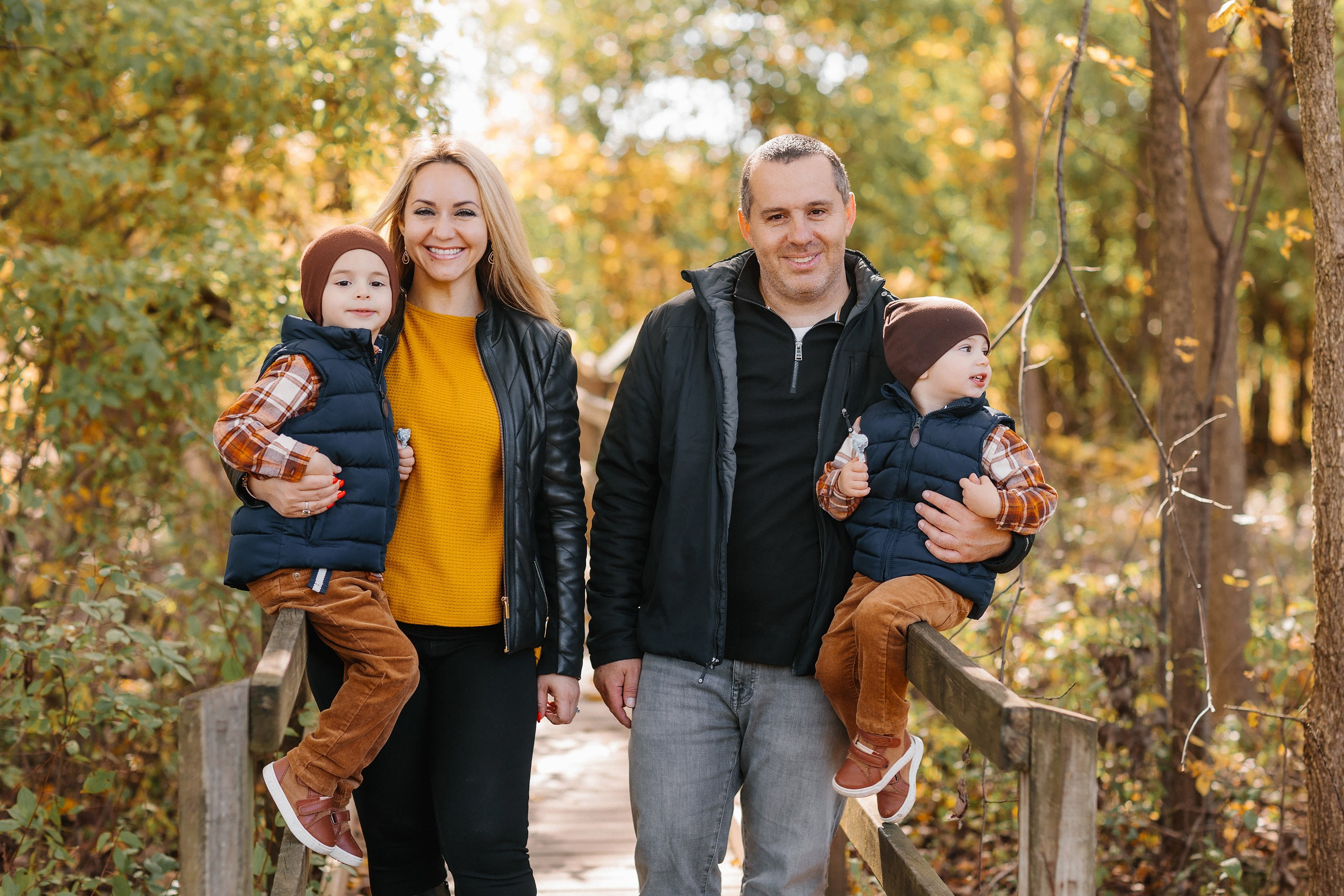 10.21.23 Family Photoshoot. Wedding family event photographer in Chicago Nick Yushevich