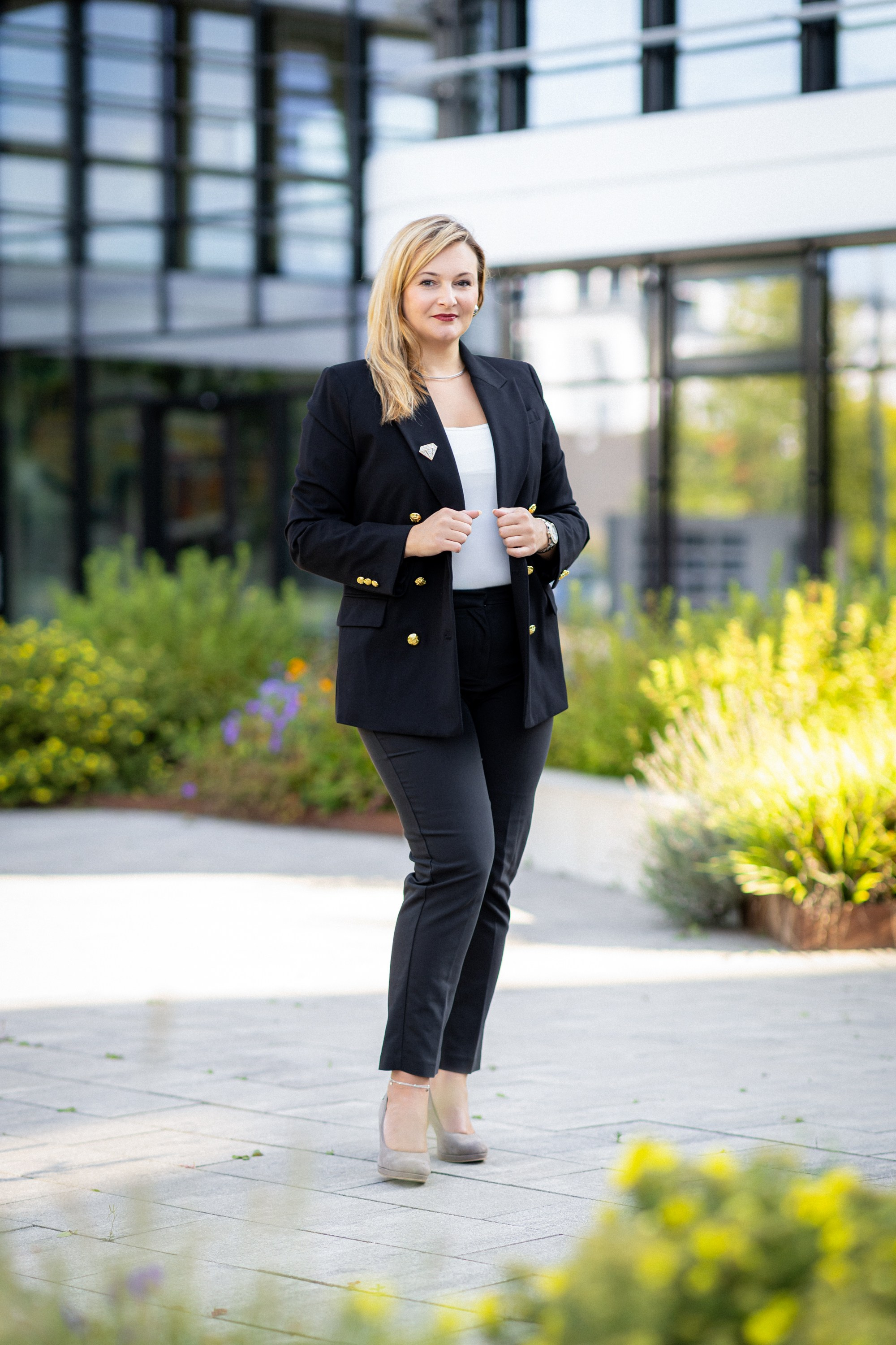 Business Shooting Bielefeld, Businessfotografie Bielefeld, Firmenfotografie Bielefeld, Portraitfotografie Bielefeld, Headshots Bielefeld. Hochzeitsfotografin in Gütersloh | Authentische Hochzeitsreportagen | TK Photographie