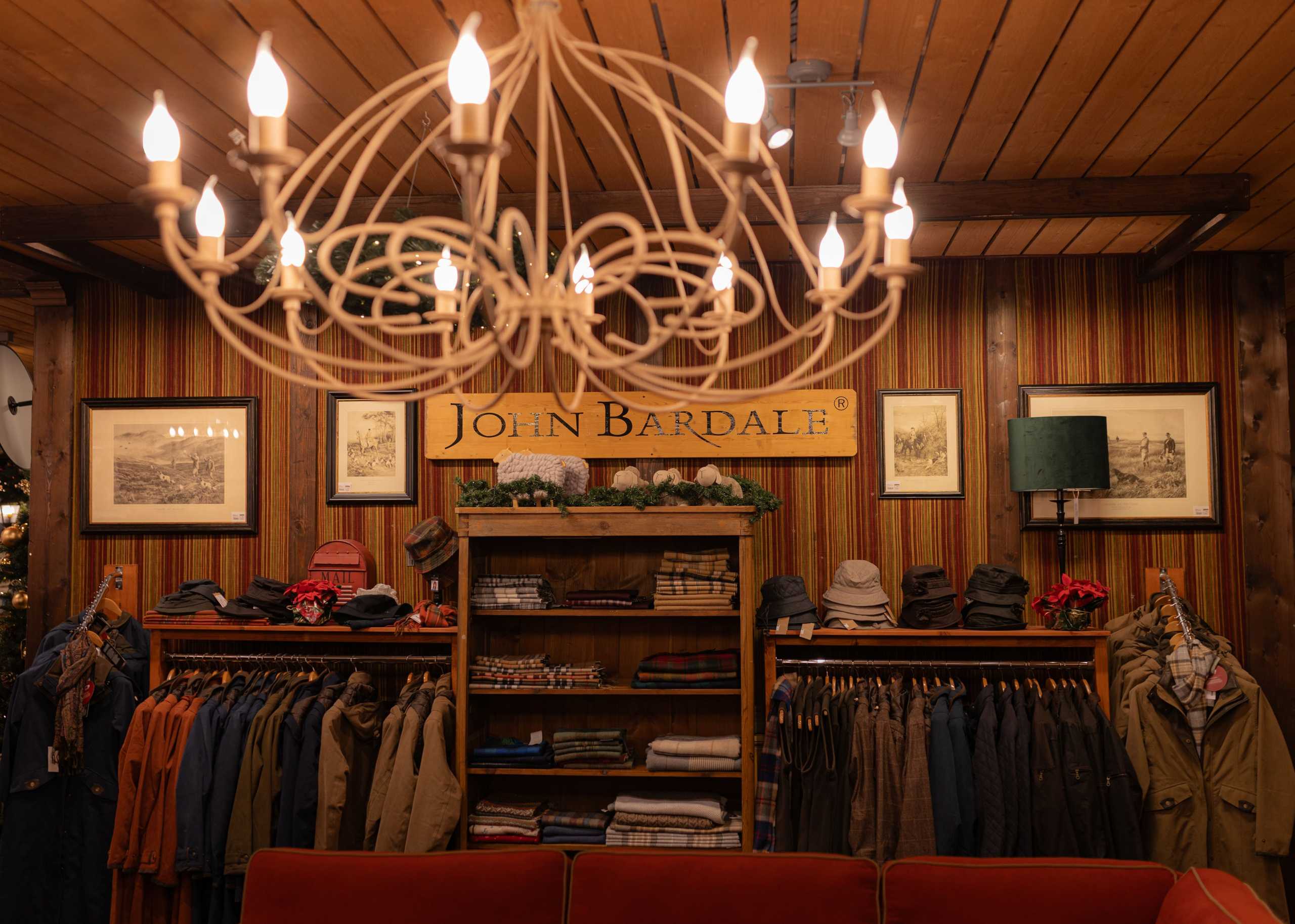 JOGH BARDALE. Lero Photographer and a set designer|individual custom portrait and advertising photography in Zutphen