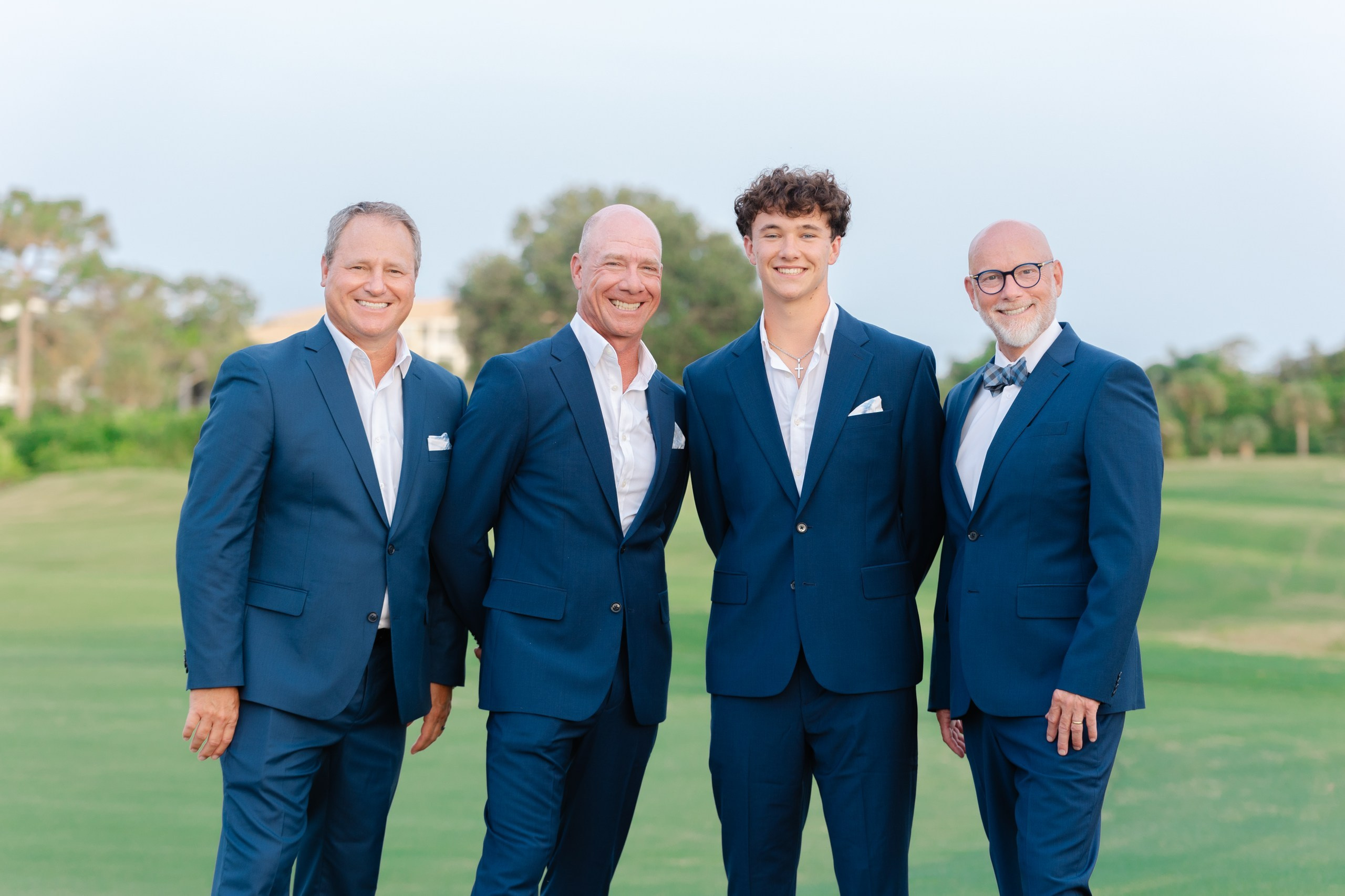 LOVE ON THE FAIRWAY. My name is Kate and I am family and wedding photographer